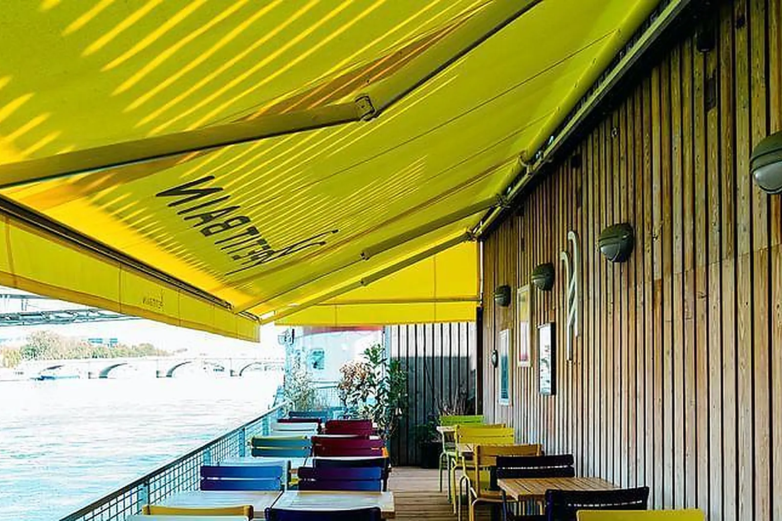 Lieux événementiels, CAVE LE VINGT-DEUX