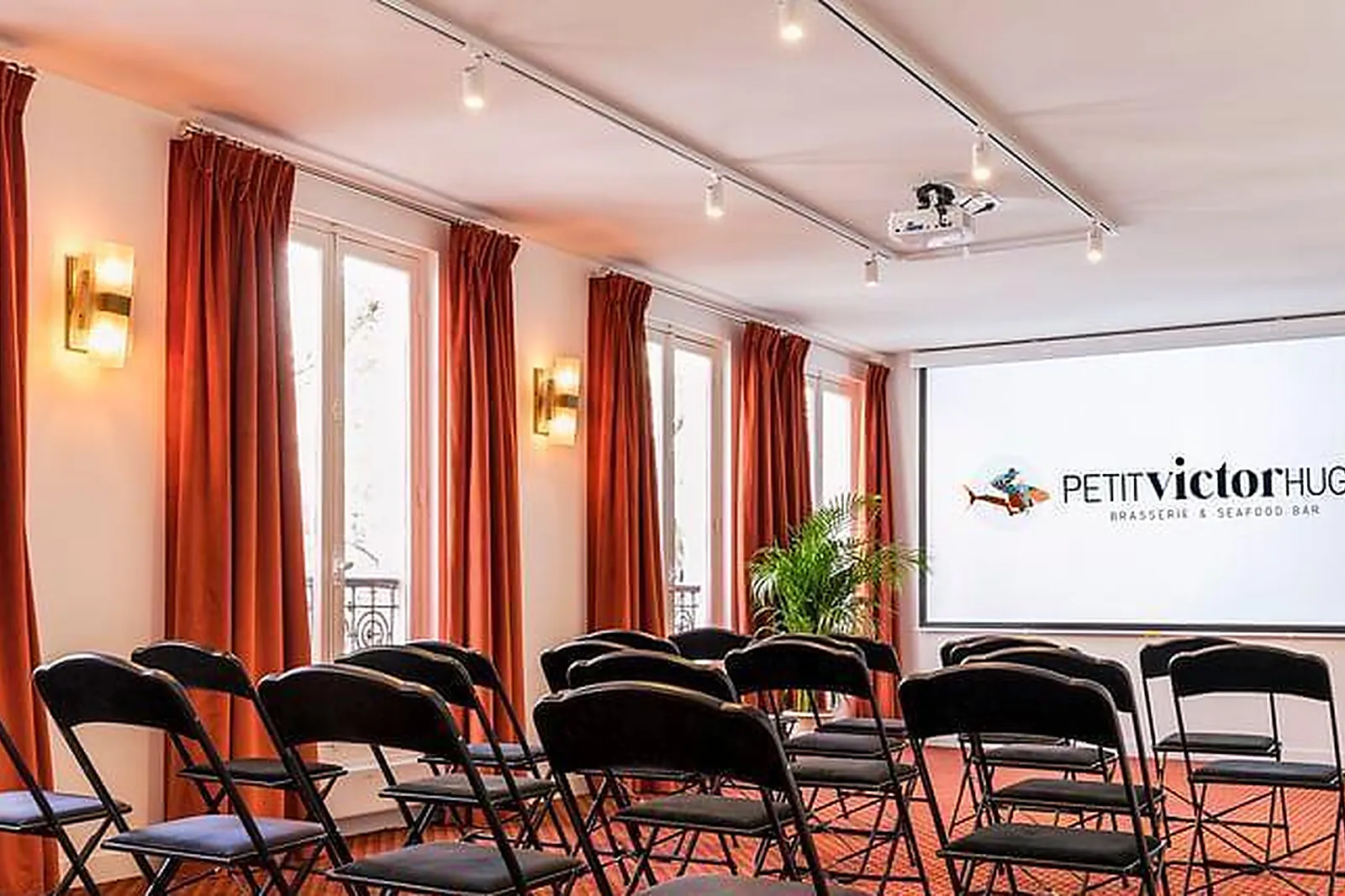 Lieux événementiels, PETIT VICTOR HUGO