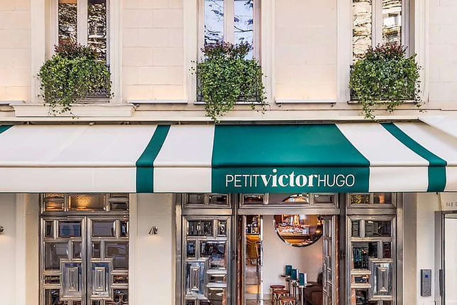 Lieux événementiels, PETIT VICTOR HUGO