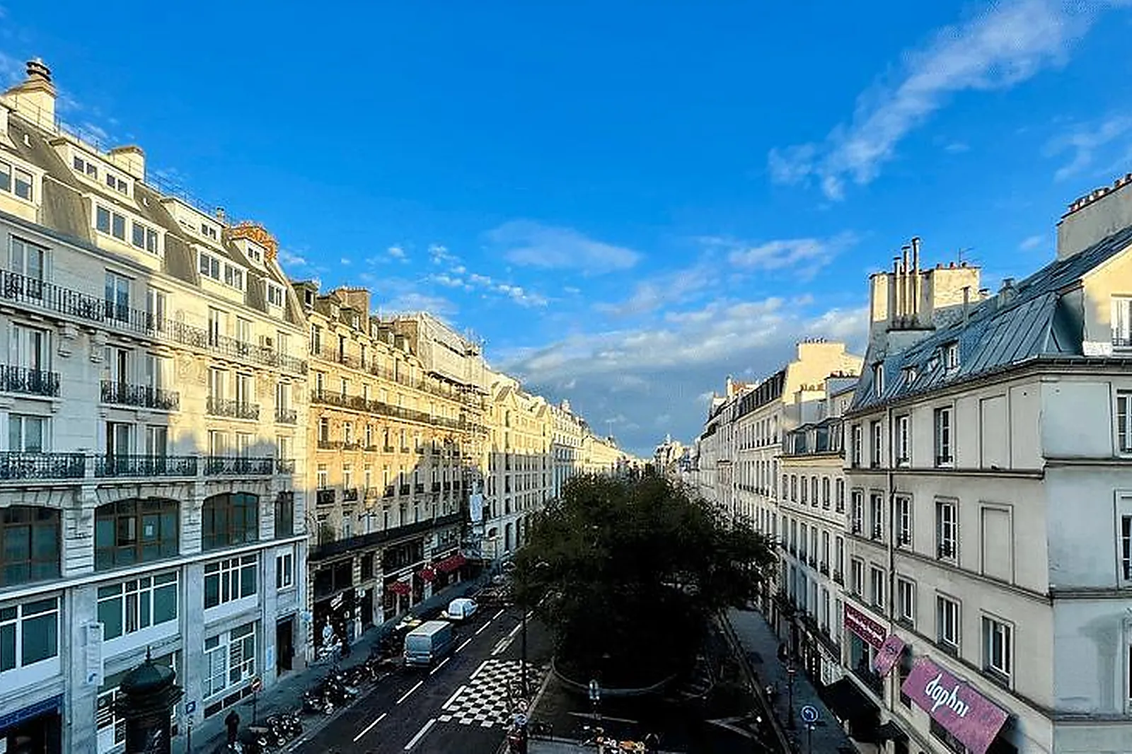 Lieux événementiels, PETITS CARREAUX