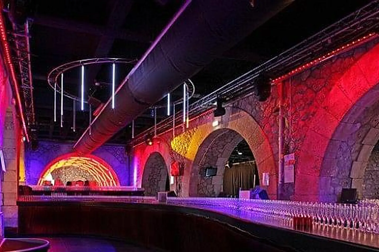 Lieux événementiels, PIGALLION