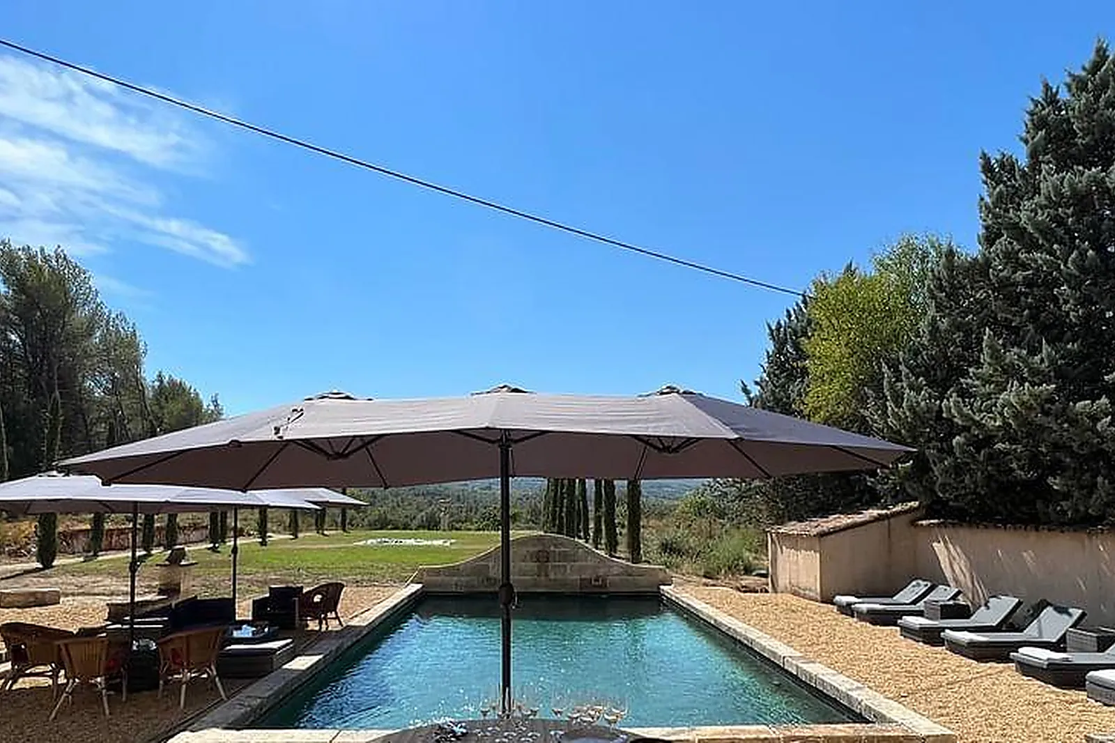 Lieux événementiels, PISCINE DU LUBERON