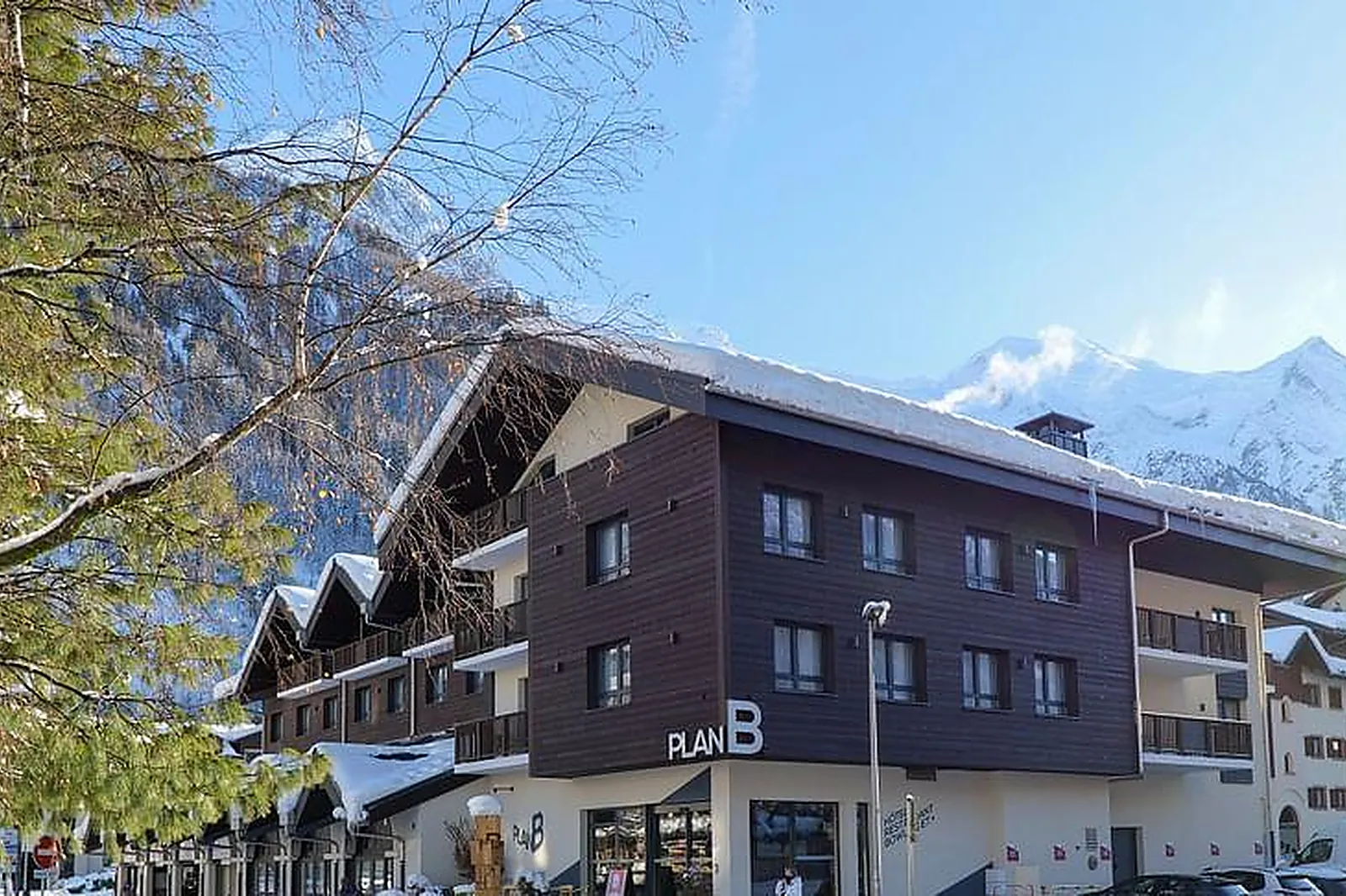 Lieux événementiels, PLANB***