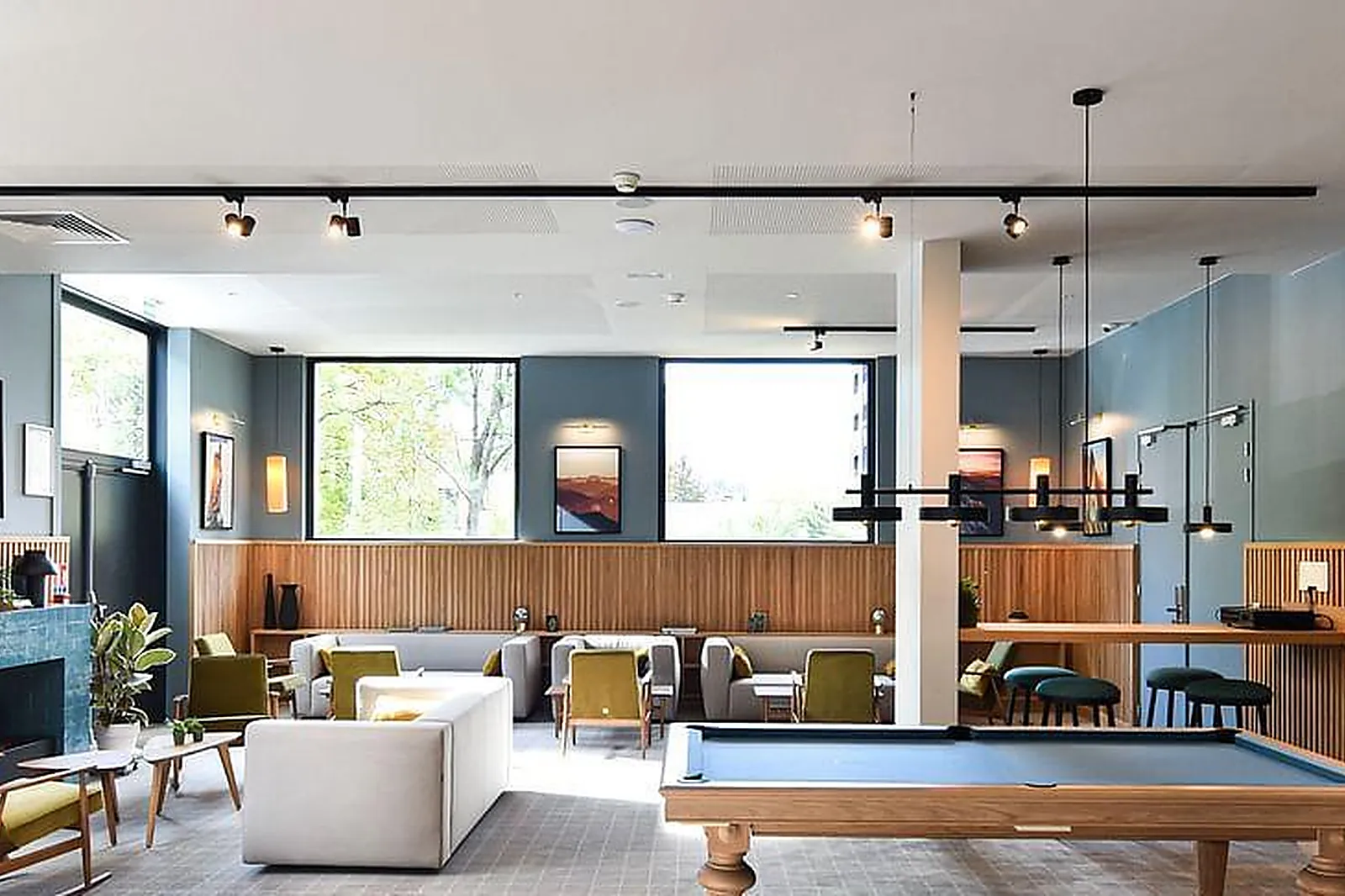 Lieux événementiels, PLANB***