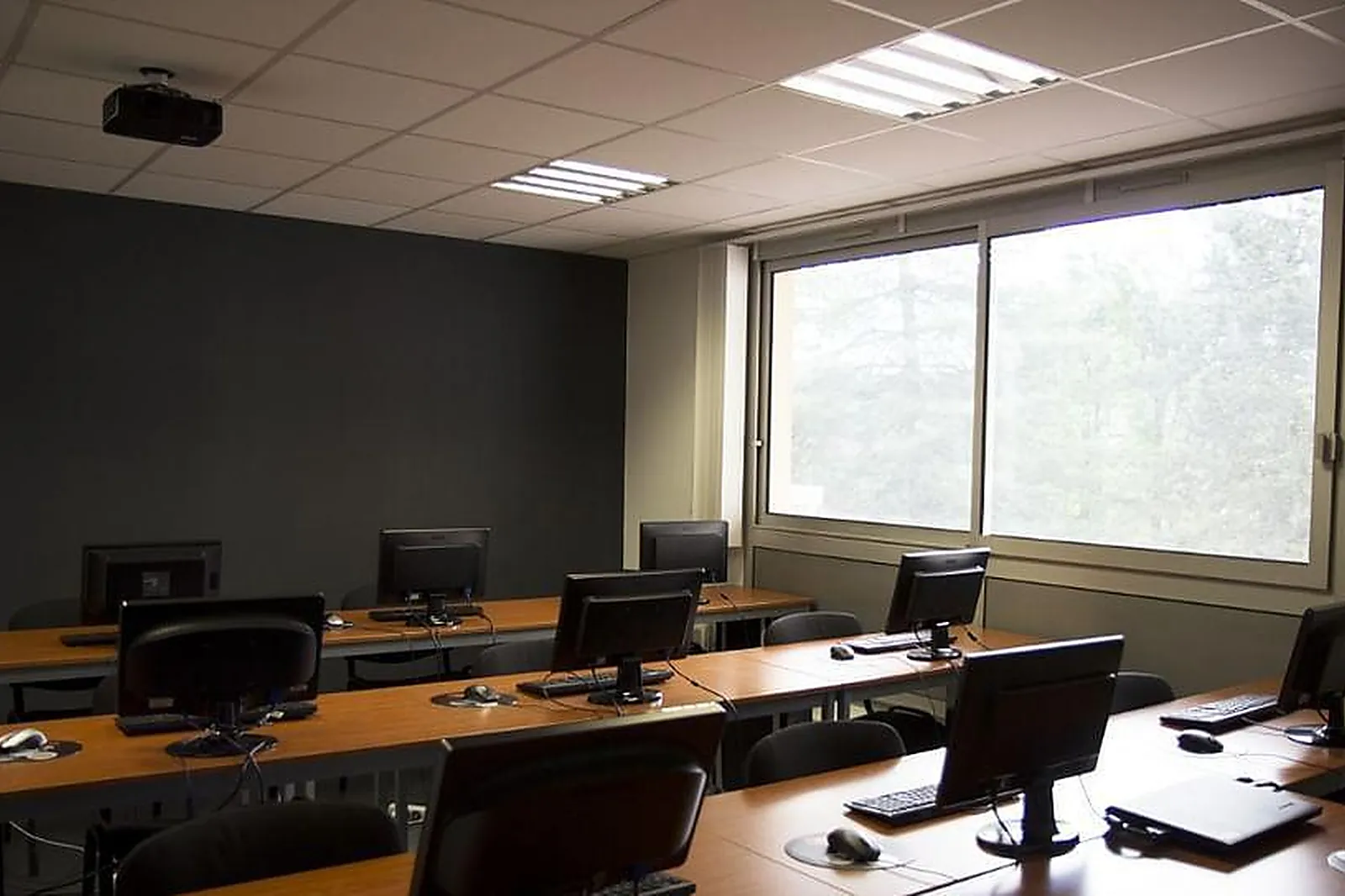 Lieux événementiels, PLATINIUM FORMATION