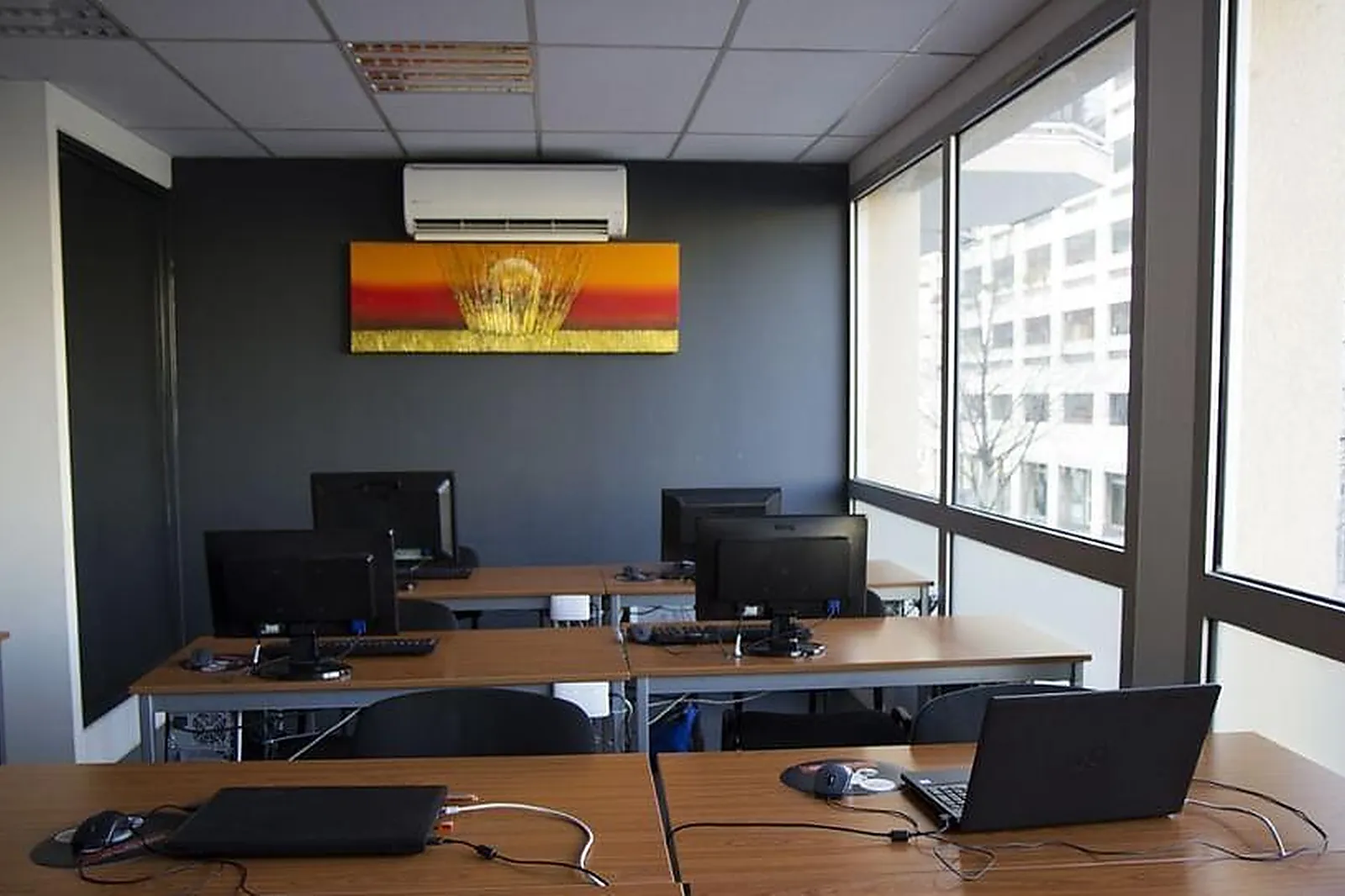 Lieux événementiels, PLATINIUM FORMATION