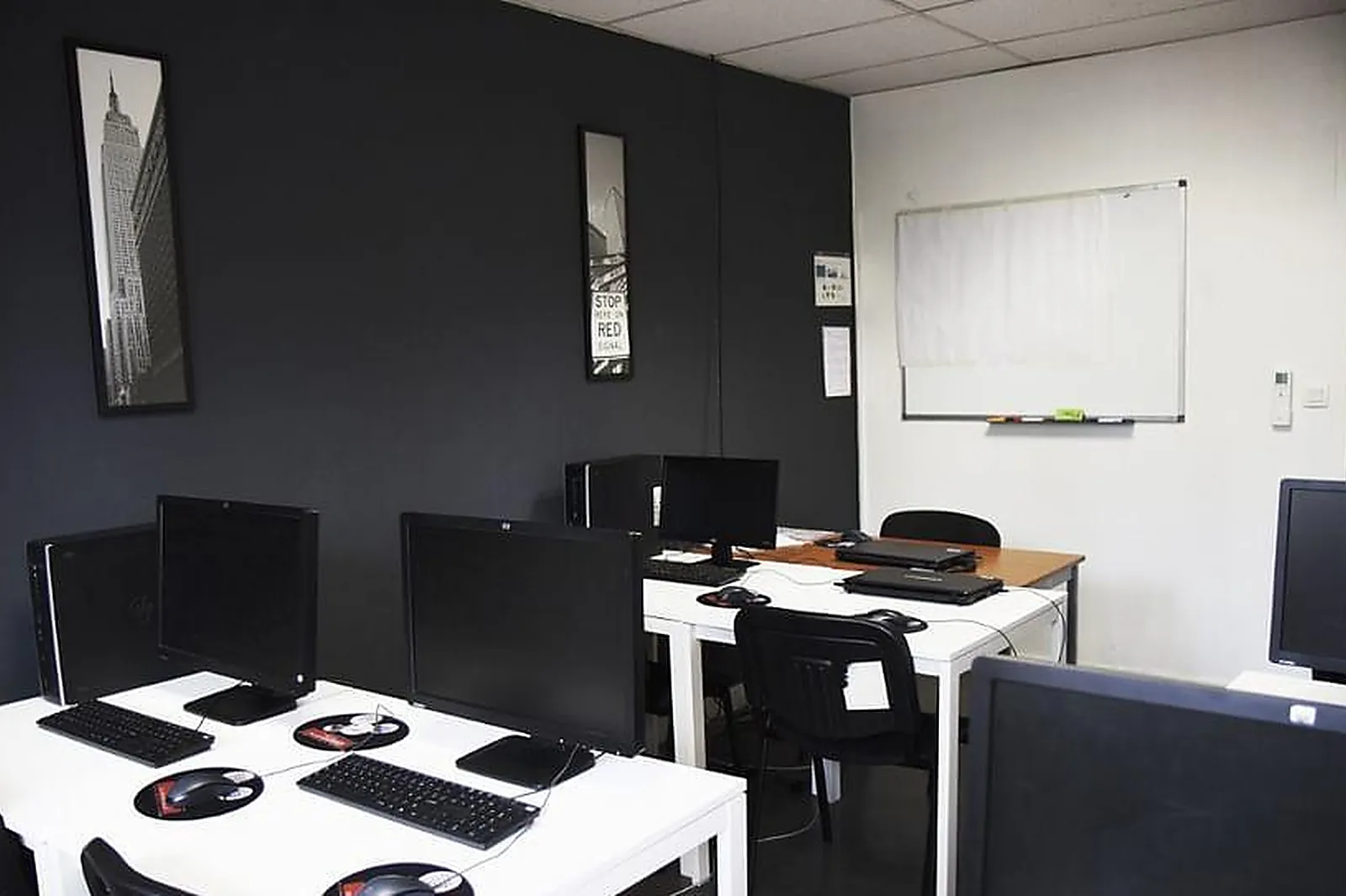 Lieux événementiels, PLATINIUM FORMATION