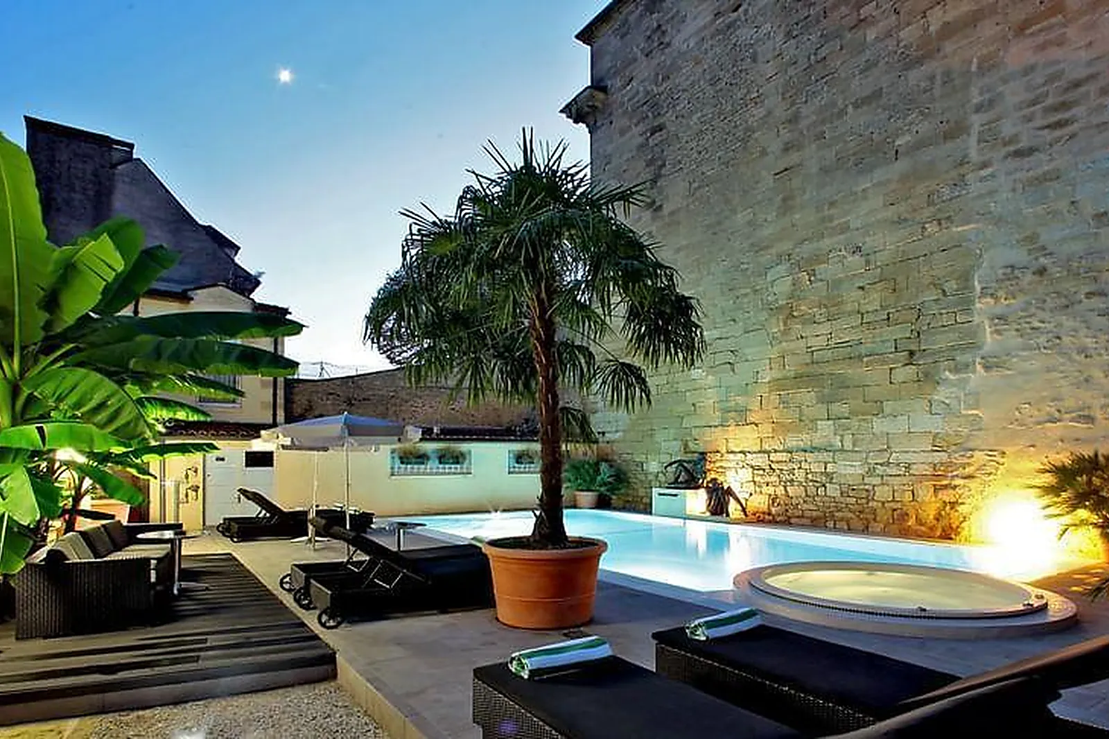 Lieux événementiels, LES ARTIZANS