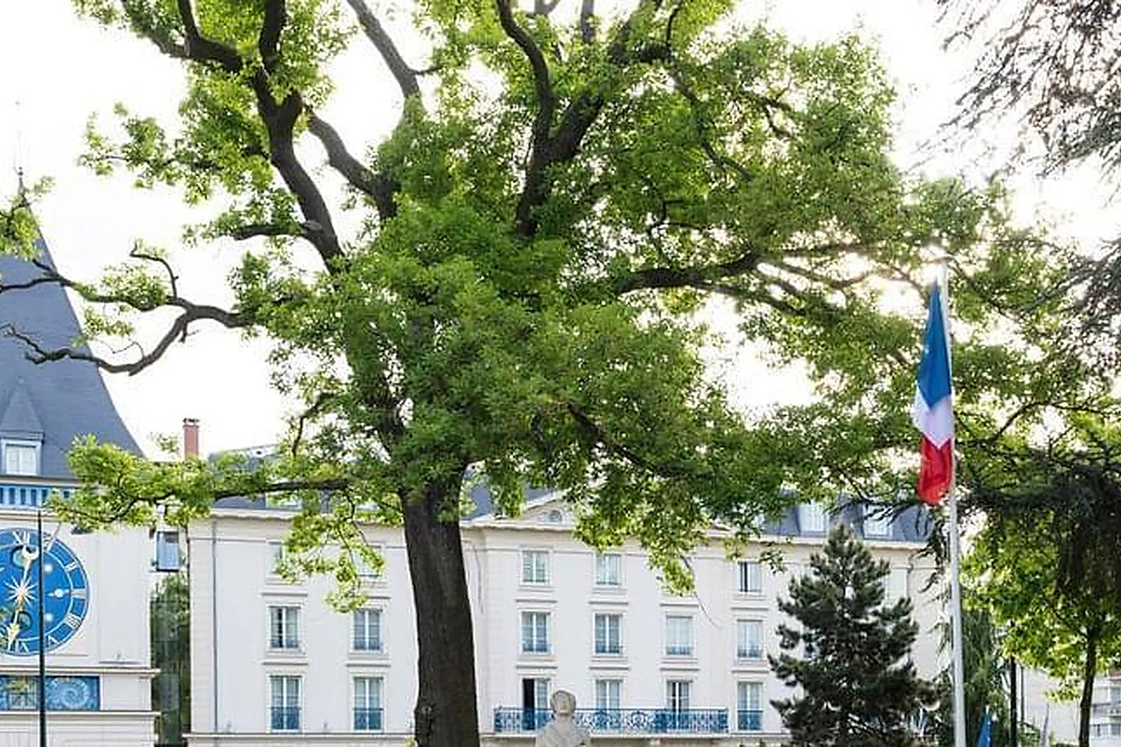 Lieux événementiels, LE CHÂTEAU DU NÉDO