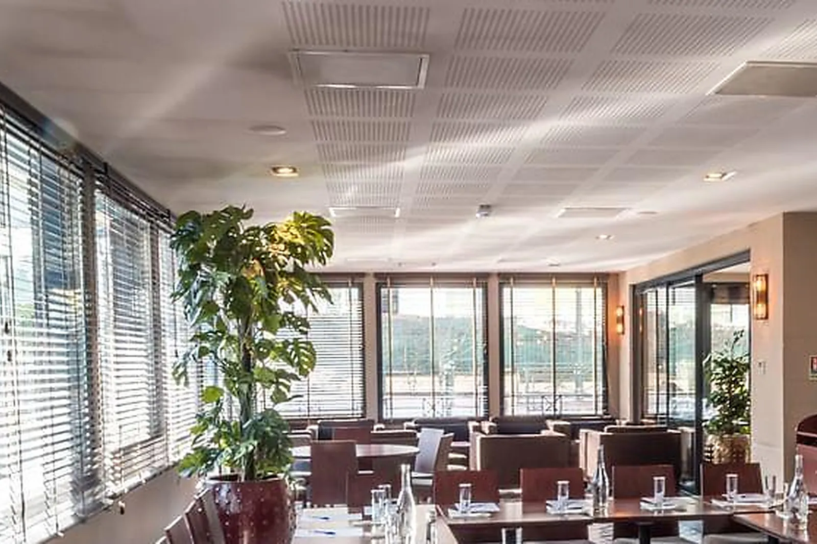 Lieux événementiels, PLESSIS PARC HÔTEL - LA VÉRANDA