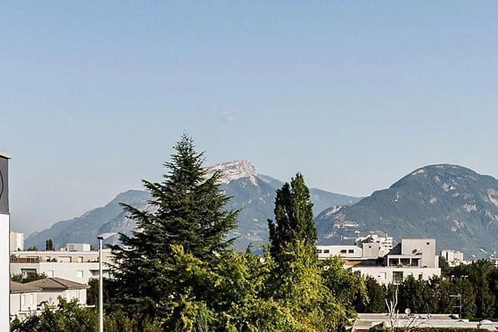 Lieux événementiels, POMO HOTEL & RETAURANT