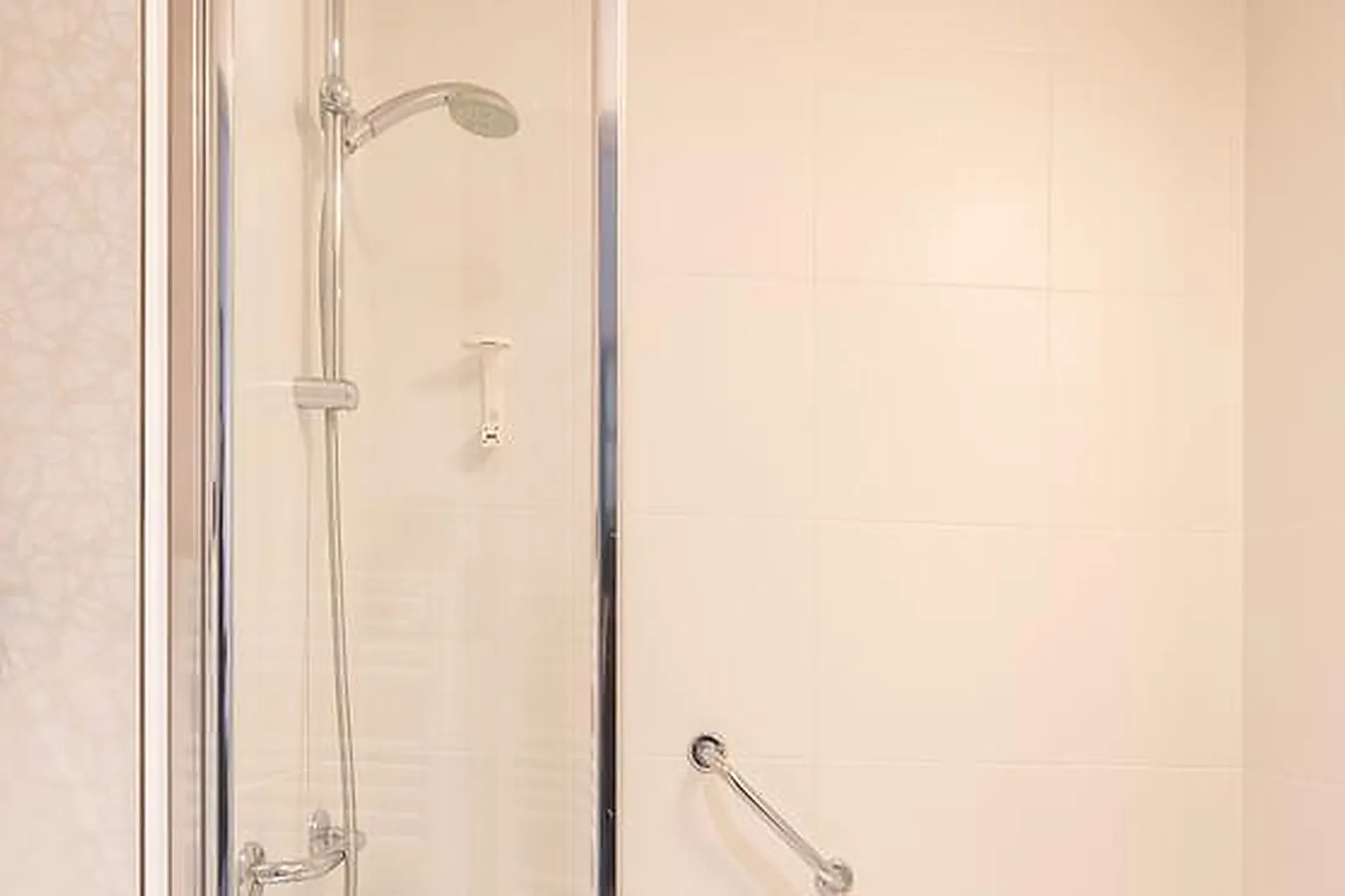 Lieux événementiels, POMO HOTEL & RETAURANT