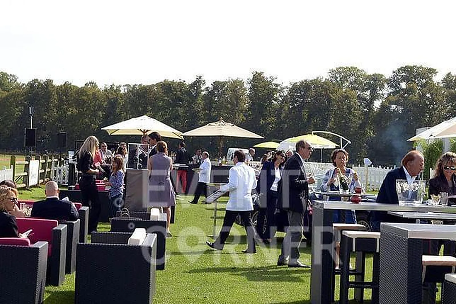 Lieux événementiels, LA CABANE DU BONHEUR