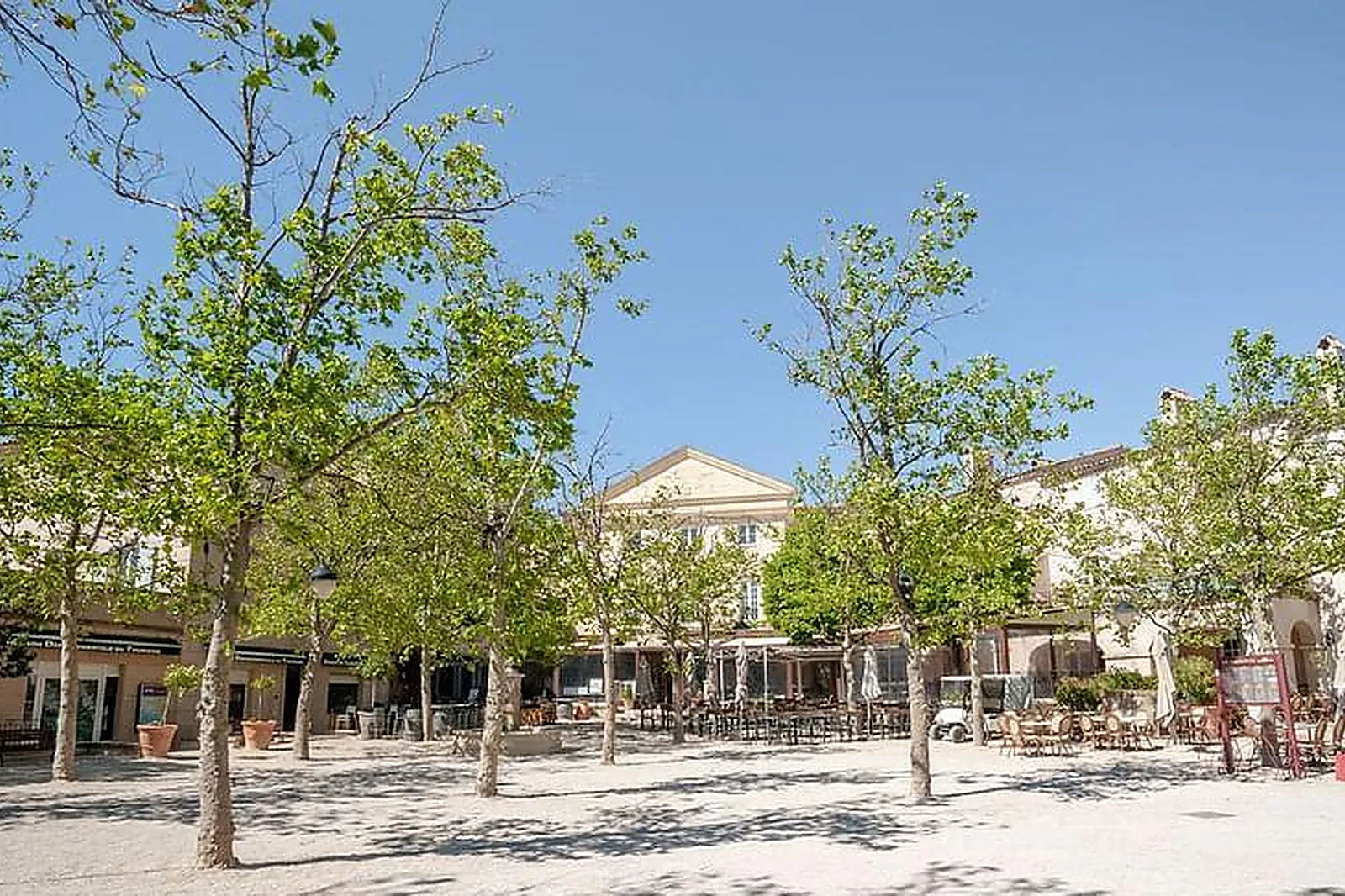 Lieux événementiels, PONT-ROYAL EN PROVENCE - PIERRE & VACANCES
