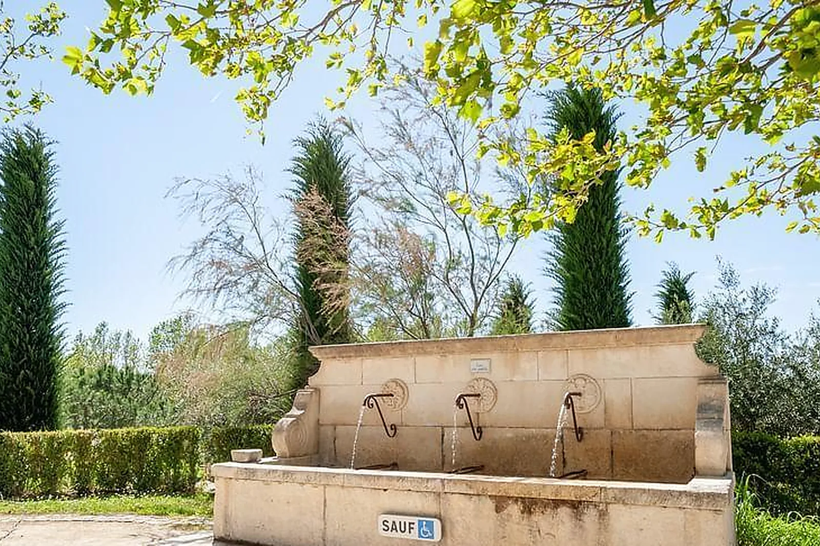 Lieux événementiels, PONT-ROYAL EN PROVENCE - PIERRE & VACANCES