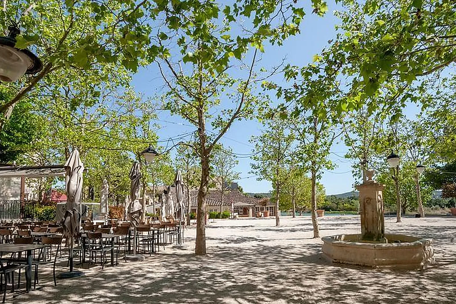 Lieux événementiels, PONT-ROYAL EN PROVENCE - PIERRE & VACANCES