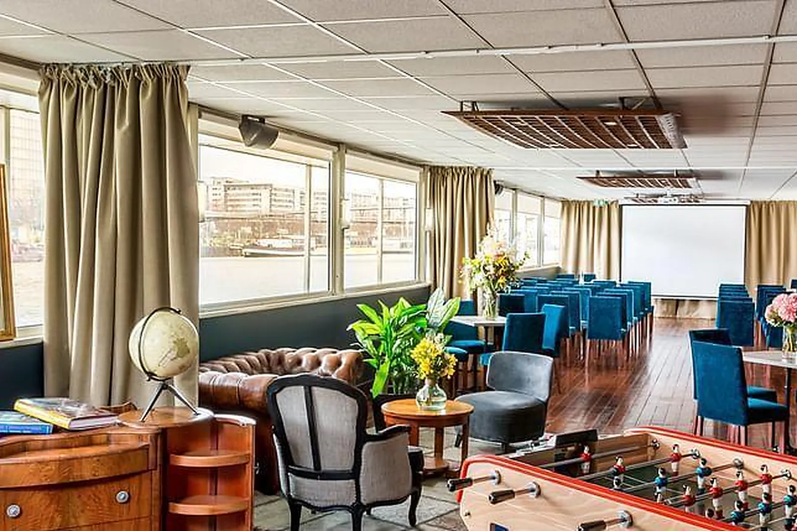 Lieux événementiels, PONTON EMILE