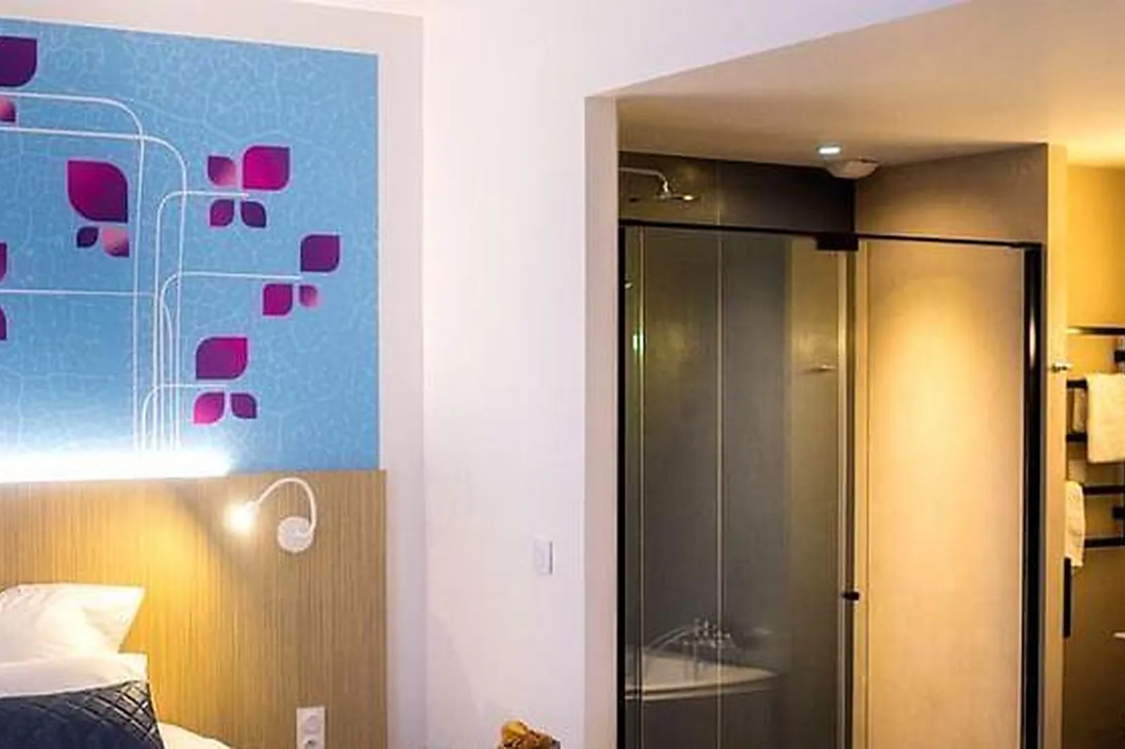 Lieux événementiels, POSITIVE PLACE ****