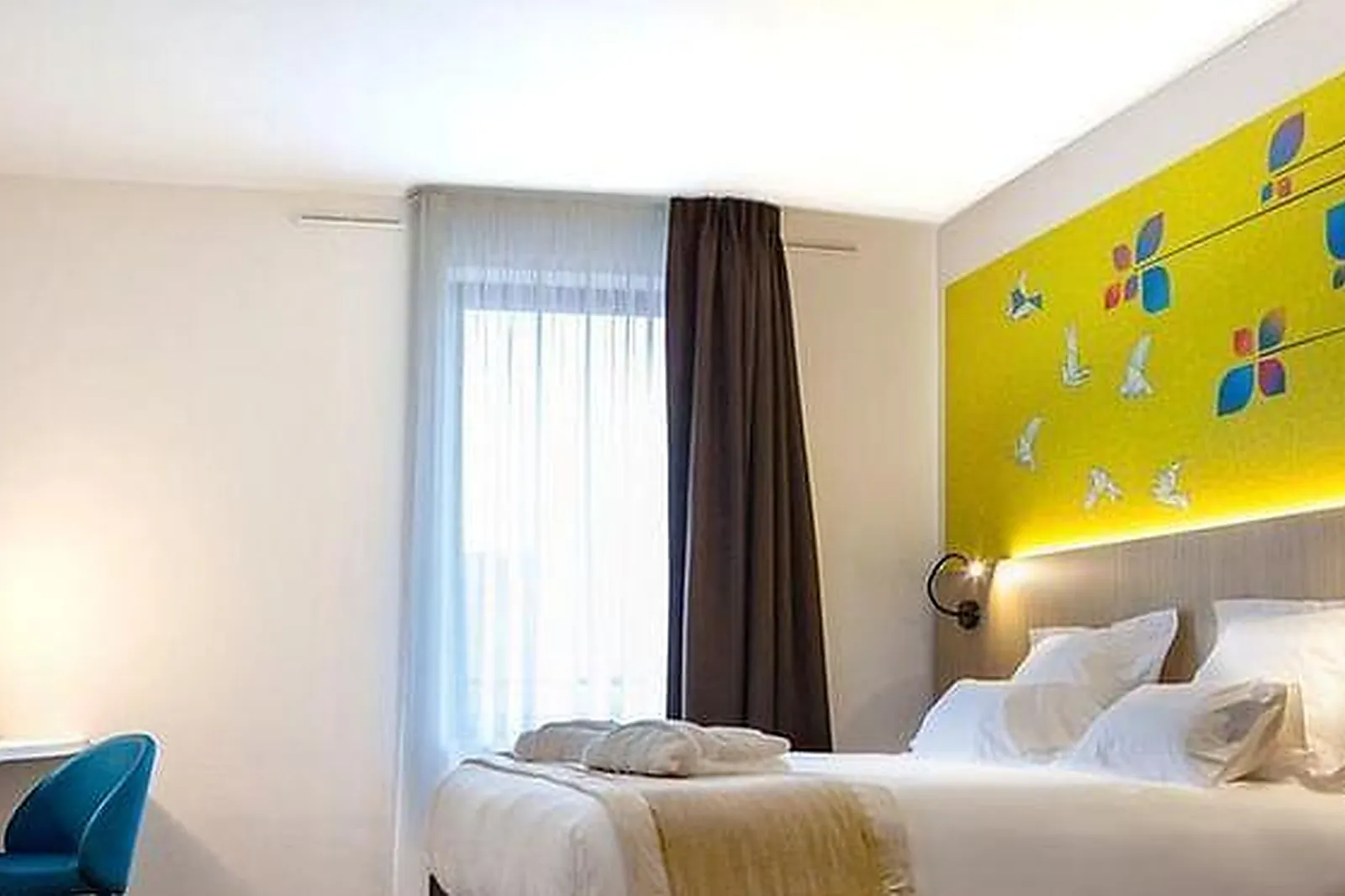 Lieux événementiels, POSITIVE PLACE ****