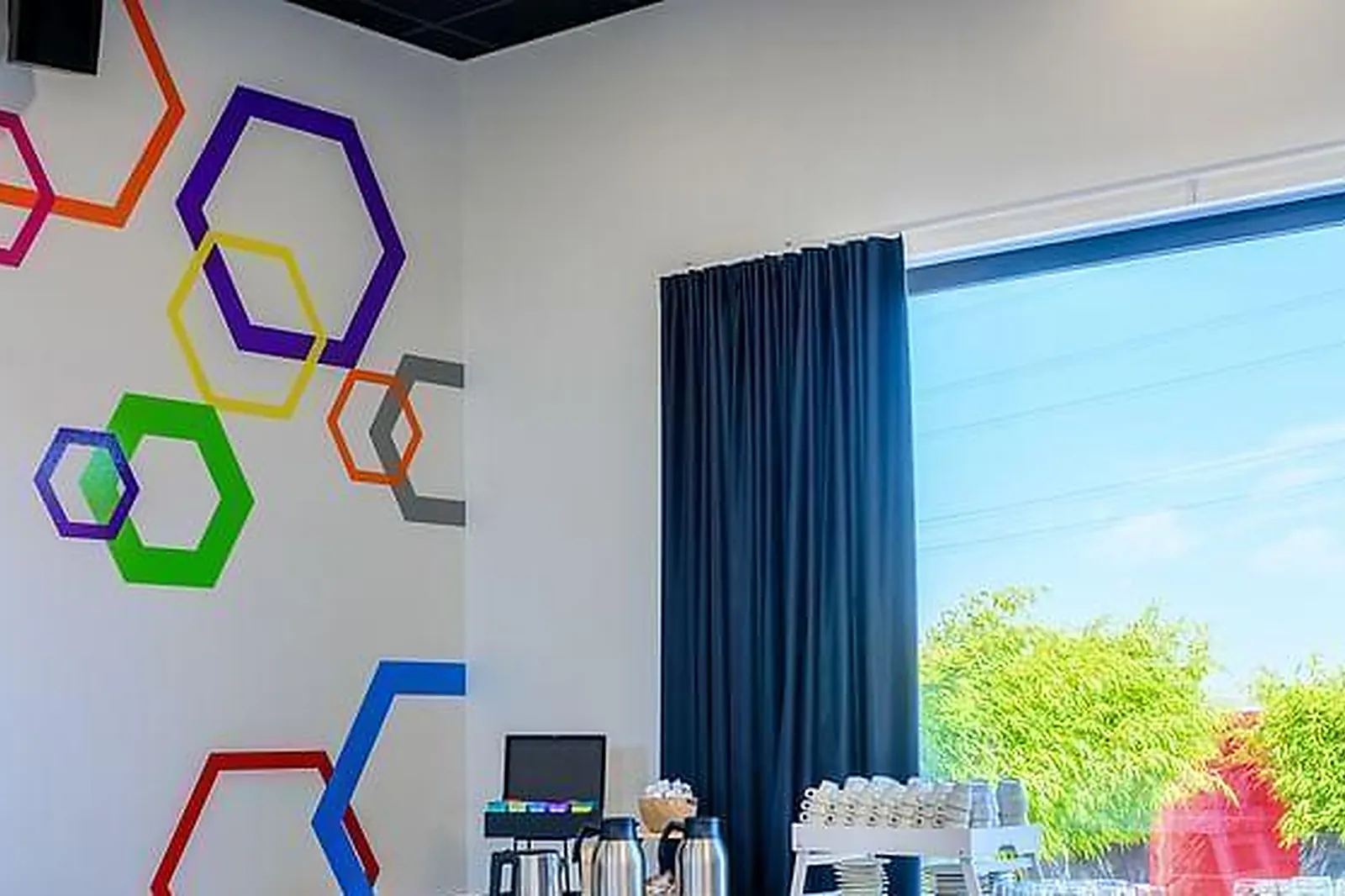 Lieux événementiels, POSITIVE PLACE ****