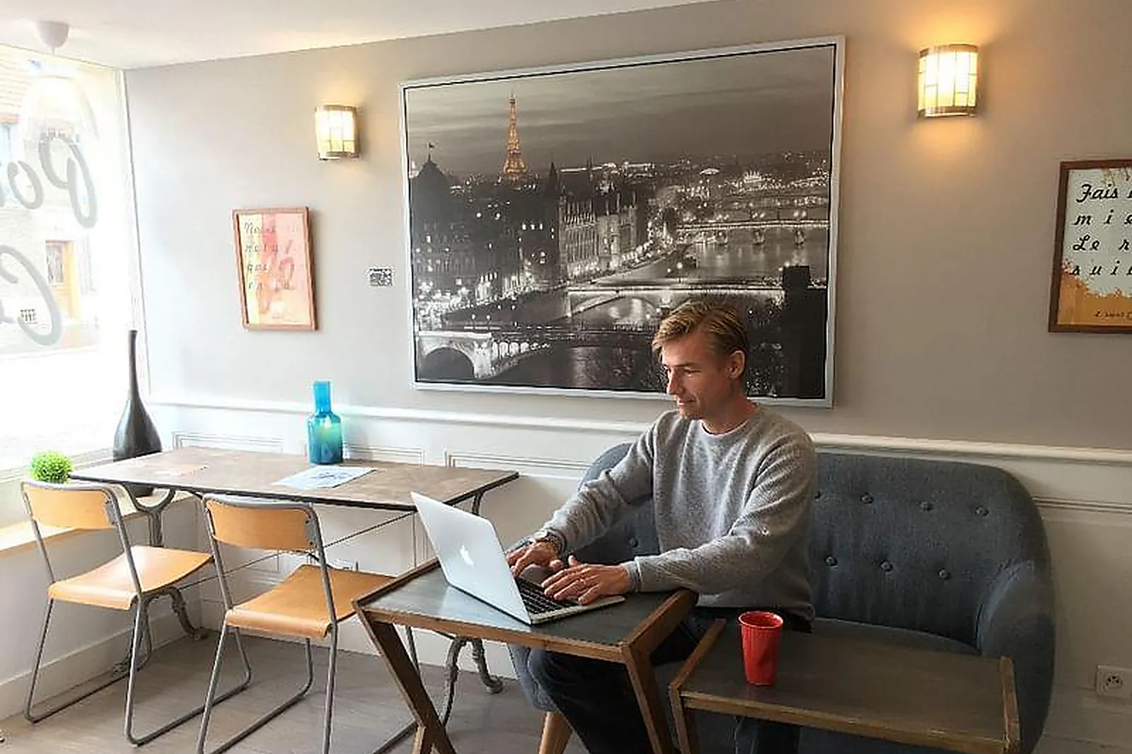 Lieux événementiels, POUCE CAFÉ