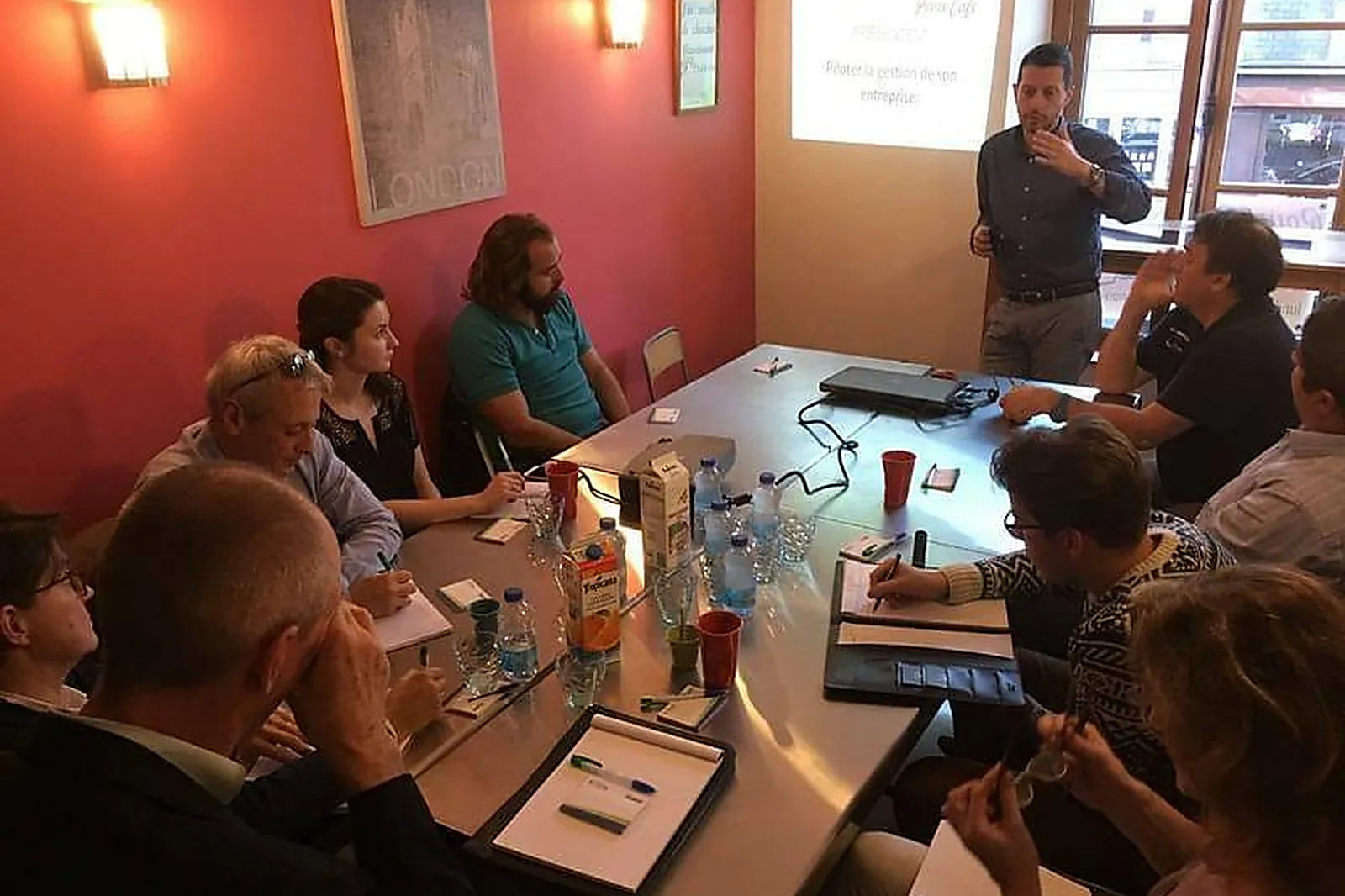 Lieux événementiels, POUCE CAFÉ