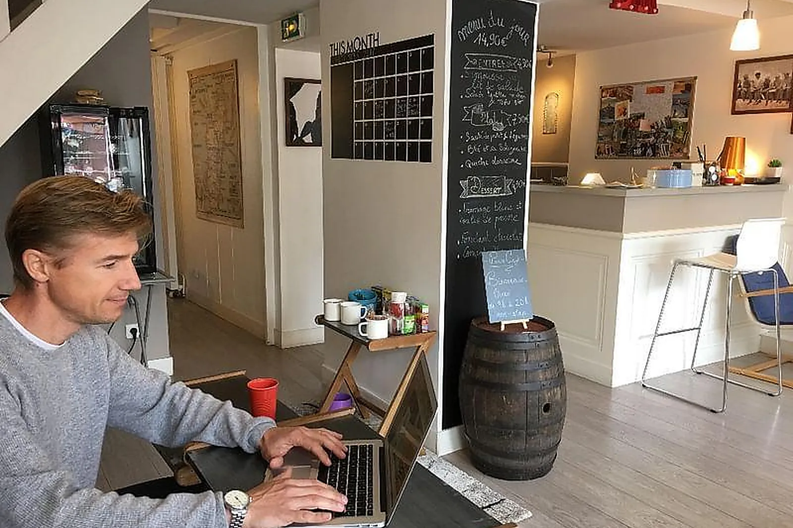 Lieux événementiels, POUCE CAFÉ