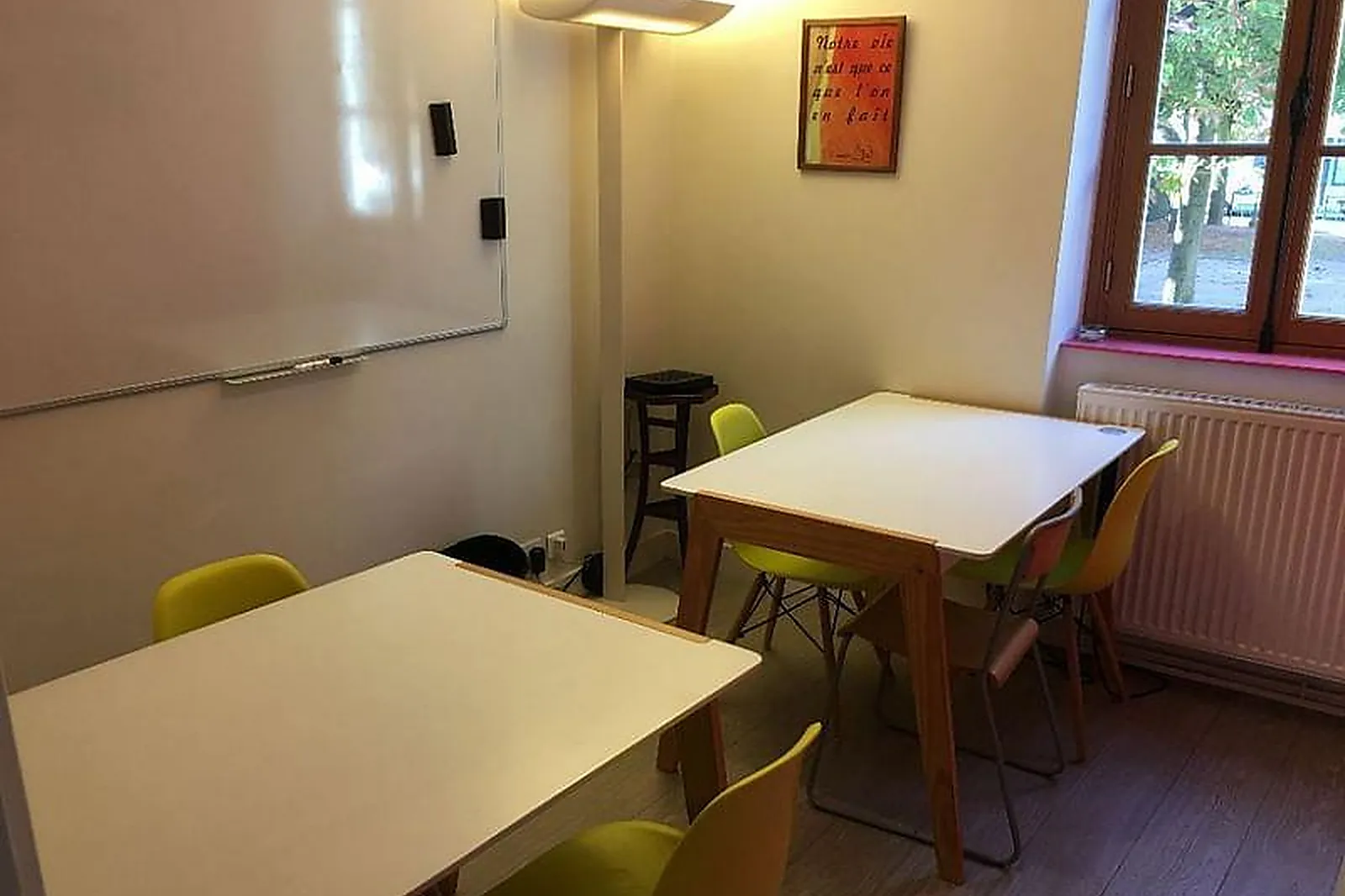 Lieux événementiels, POUCE CAFÉ