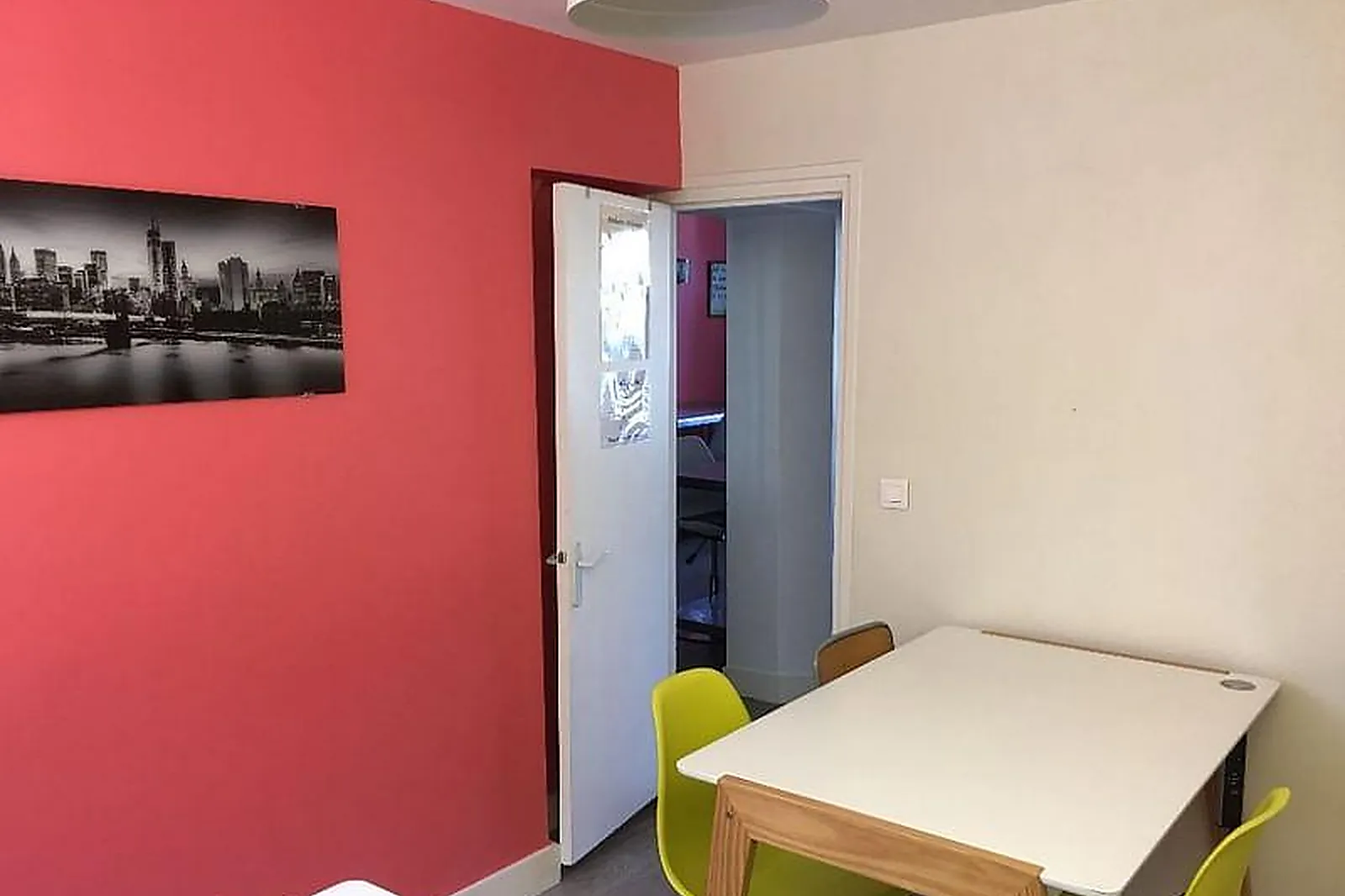 Lieux événementiels, POUCE CAFÉ