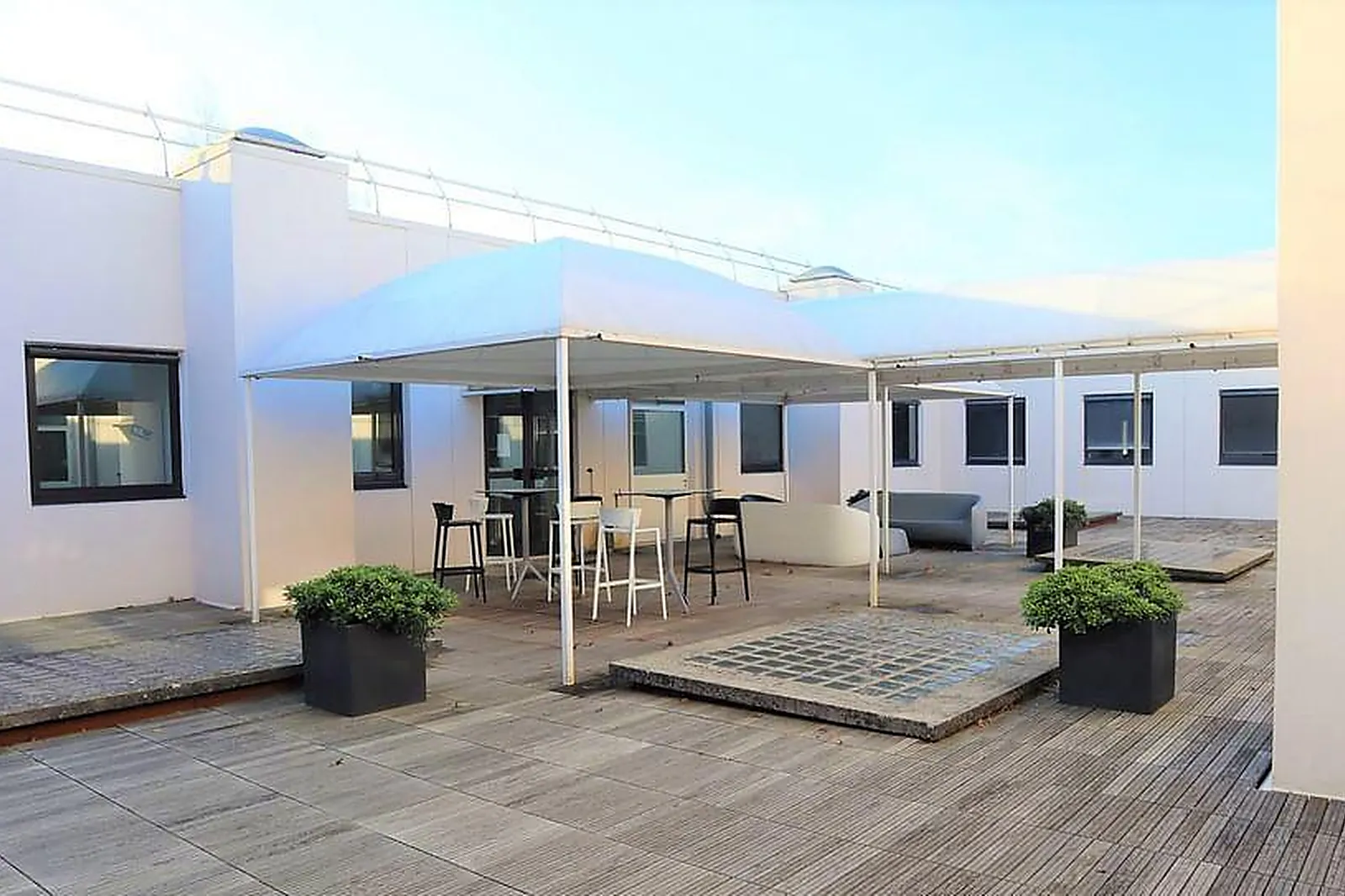 Lieux événementiels, PRESTABURO LIMONEST