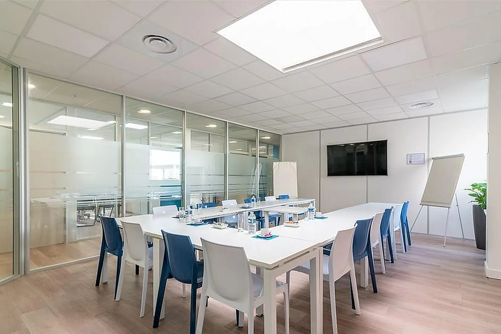 Lieux événementiels, PRESTABURO LIMONEST