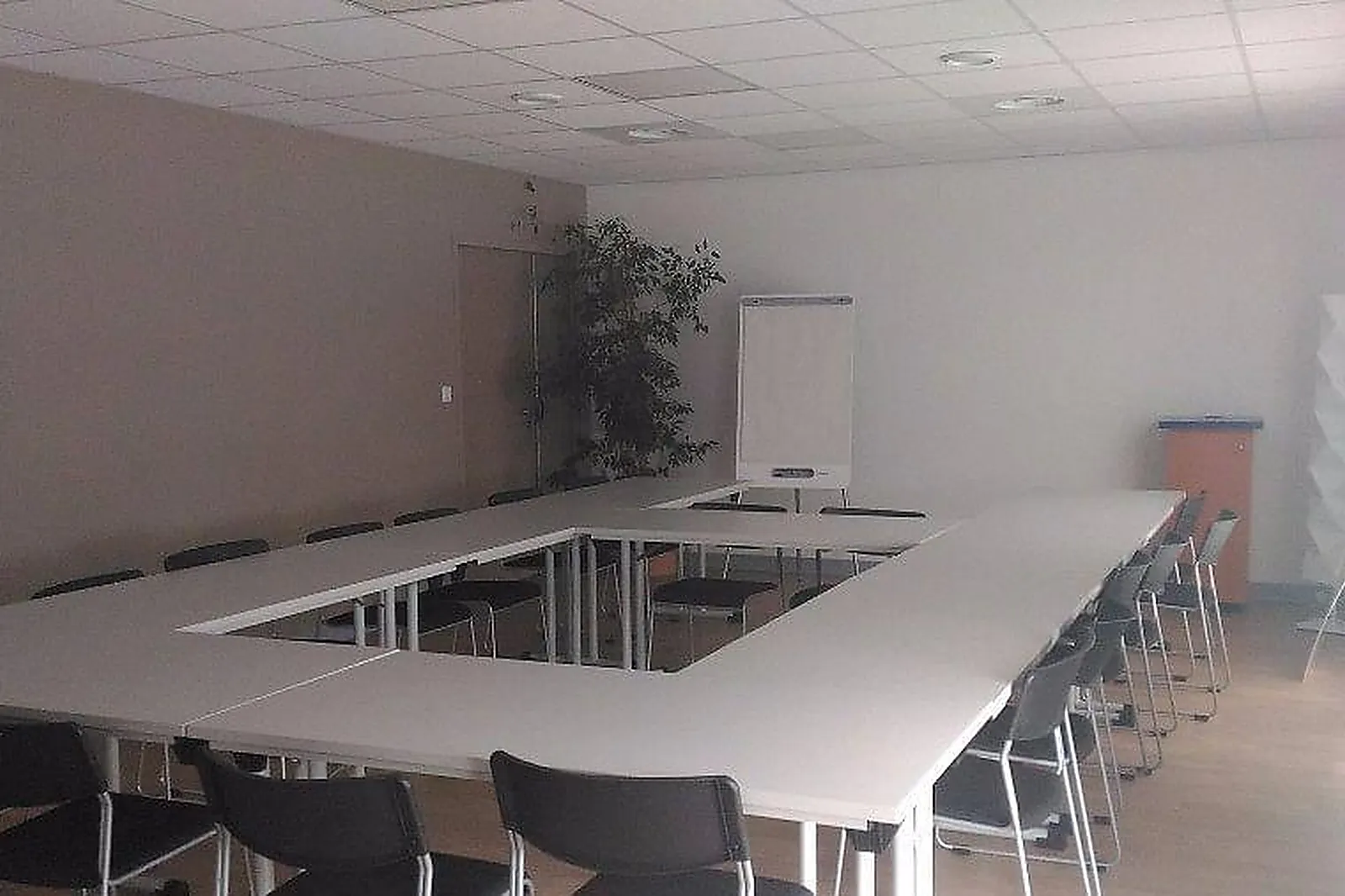 Lieux événementiels, PRESTIGE INTERLANGUAGE