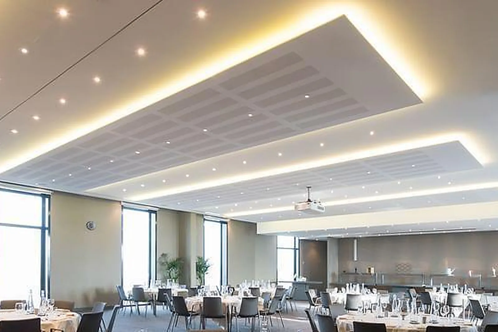 Lieux événementiels, PULLMAN PARIS ROISSY CDG AIRPORT ****