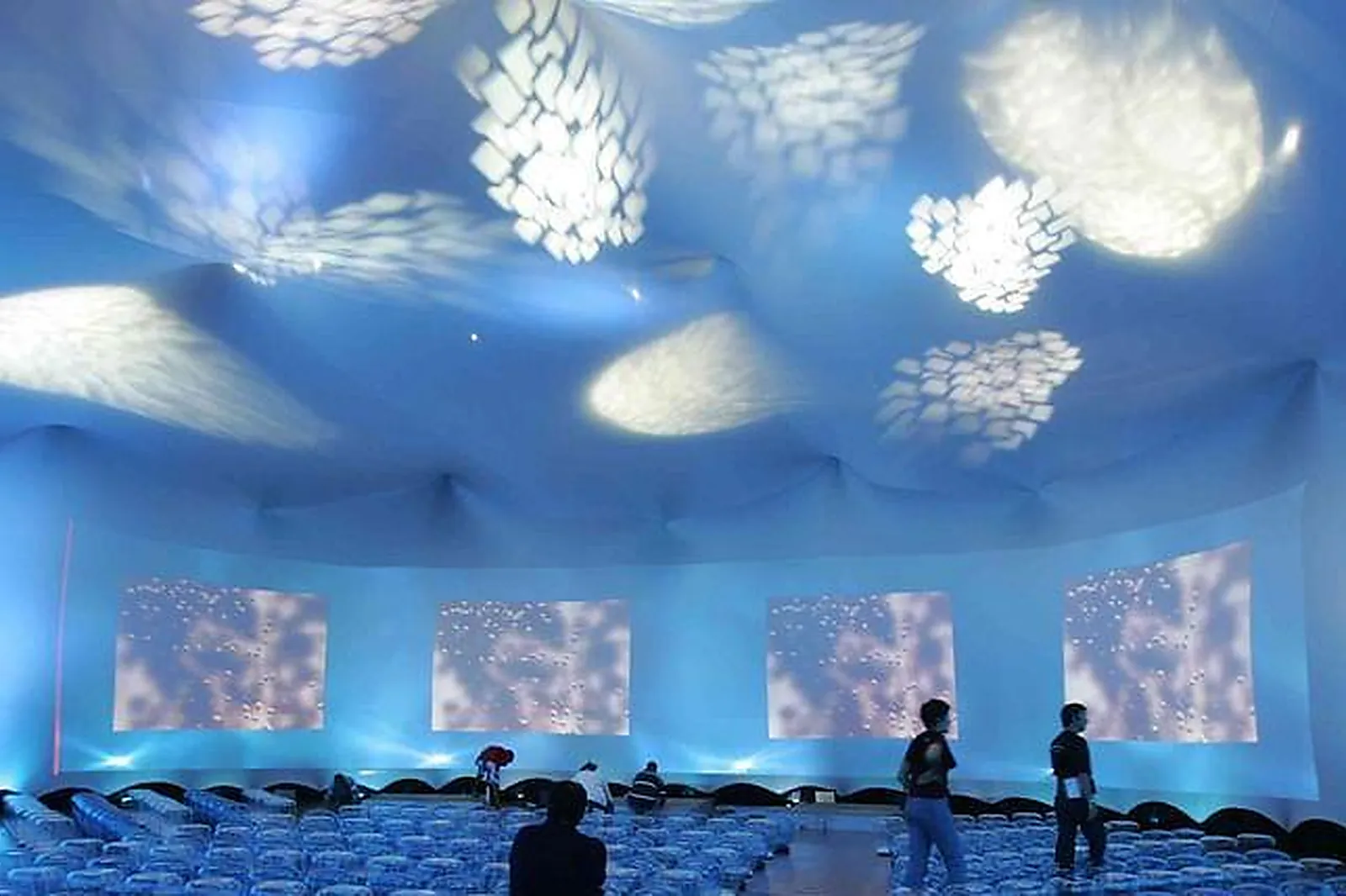 Lieux événementiels, PYRAMIDES CONGRÈS