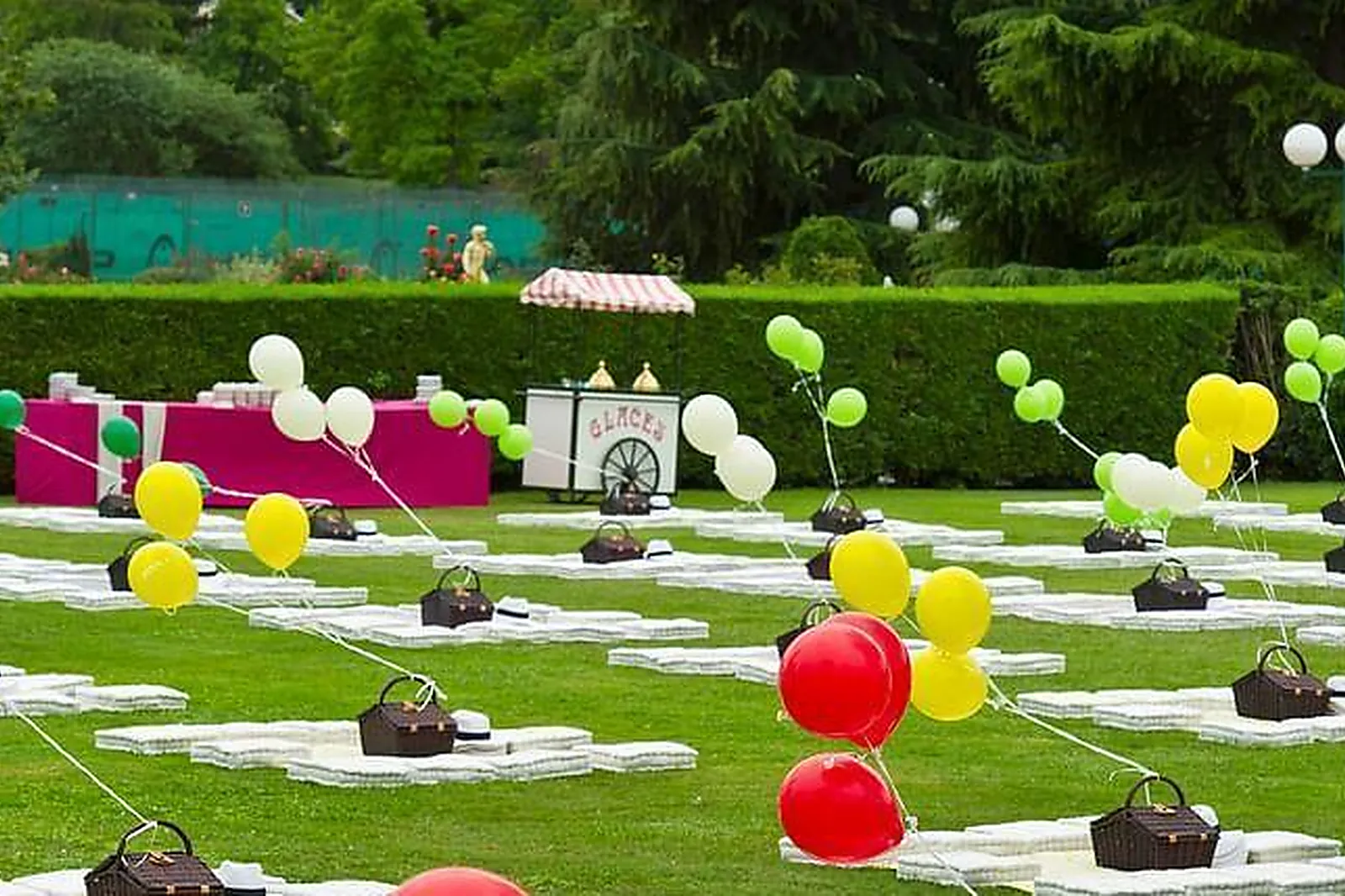 Lieux événementiels, PYRAMIDES CONGRÈS