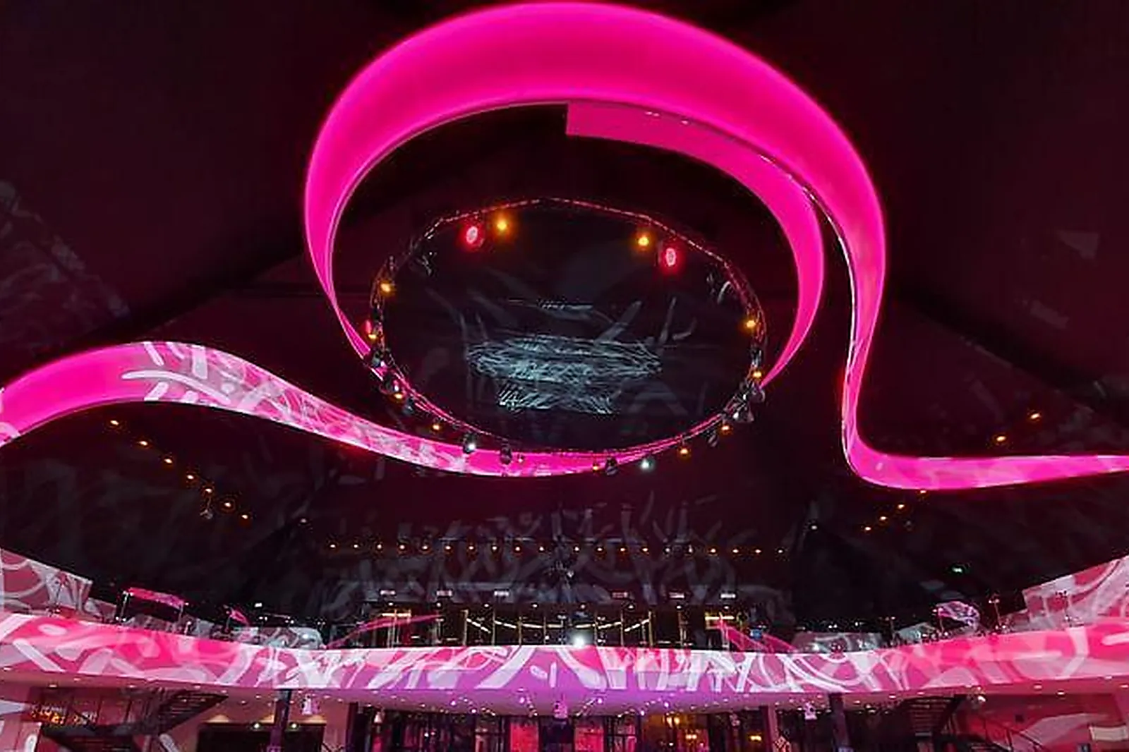 Lieux événementiels, PYRAMIDES CONGRÈS