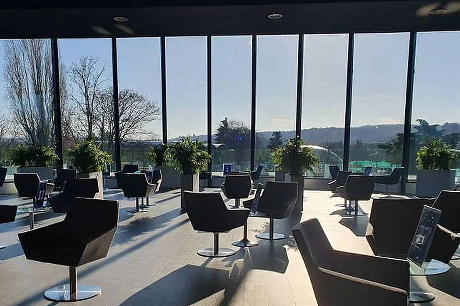 Lieux événementiels, PYRAMIDES CONGRÈS