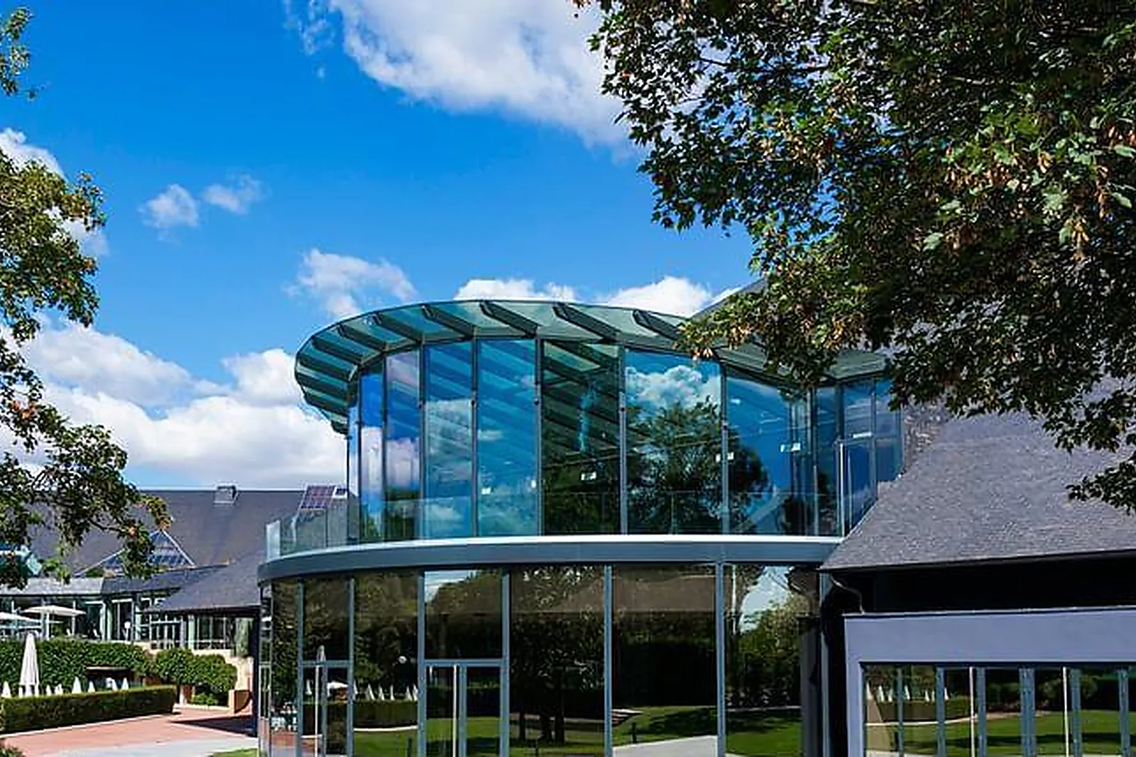 Lieux événementiels, PYRAMIDES CONGRÈS