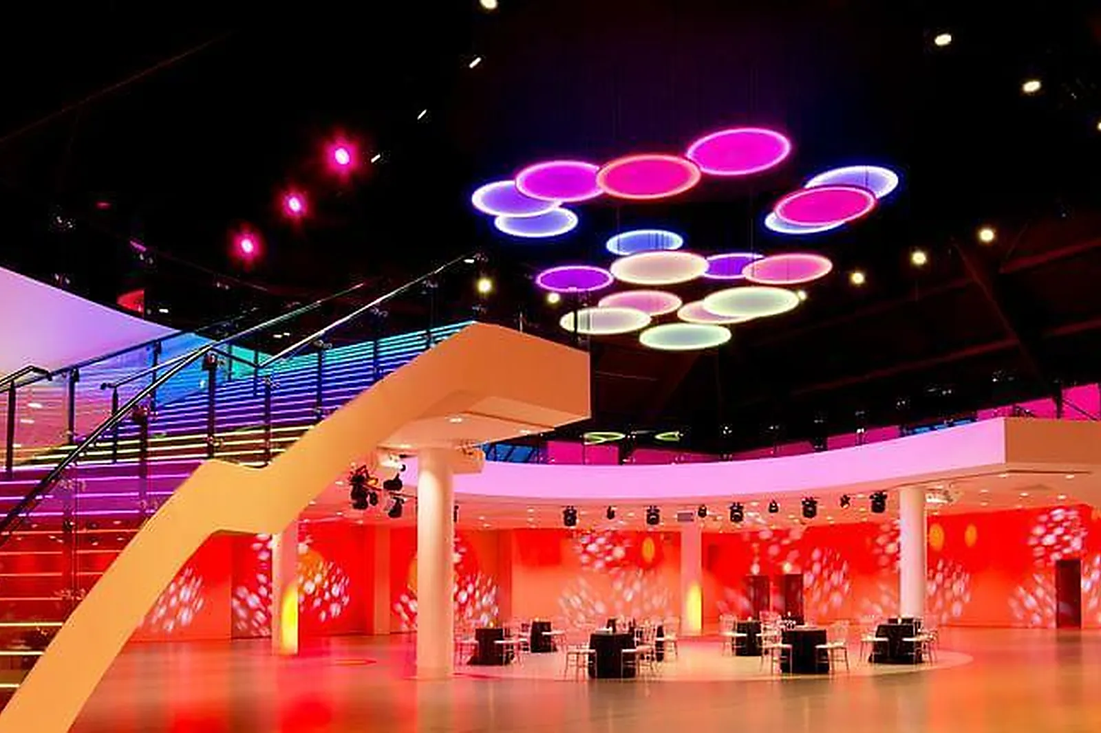 Lieux événementiels, PYRAMIDES CONGRÈS