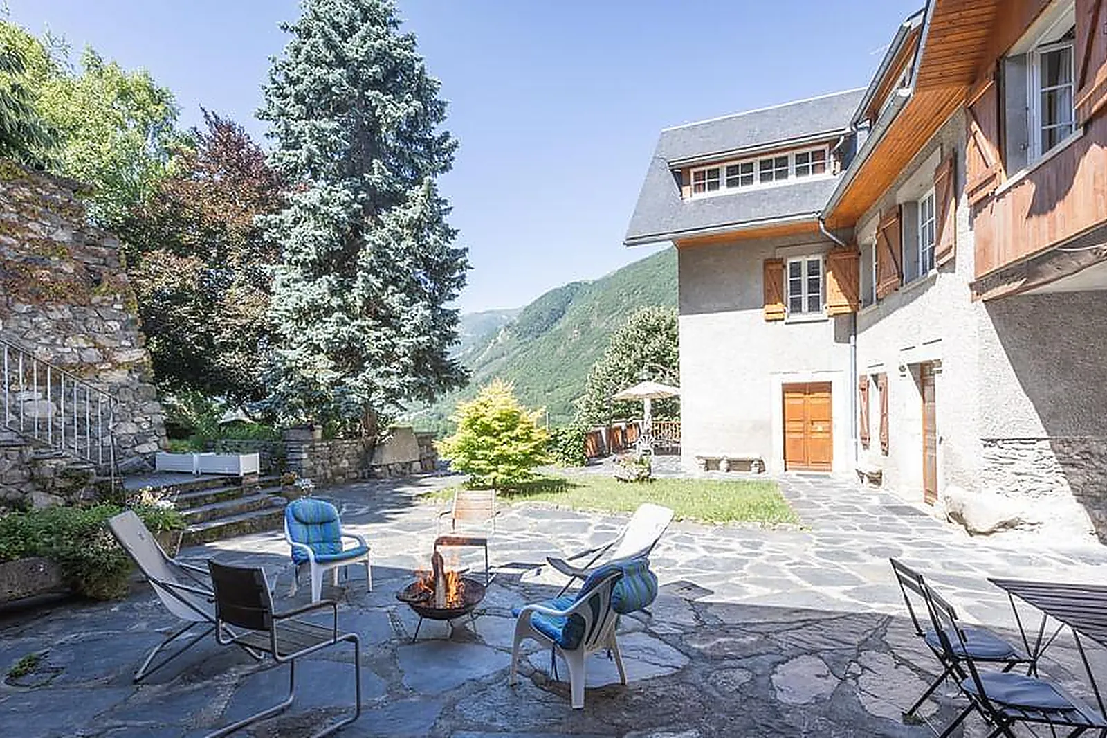 Lieux événementiels, PYREN'ESCAPE