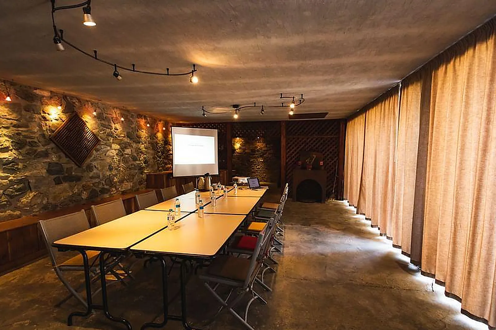 Lieux événementiels, PYREN'ESCAPE