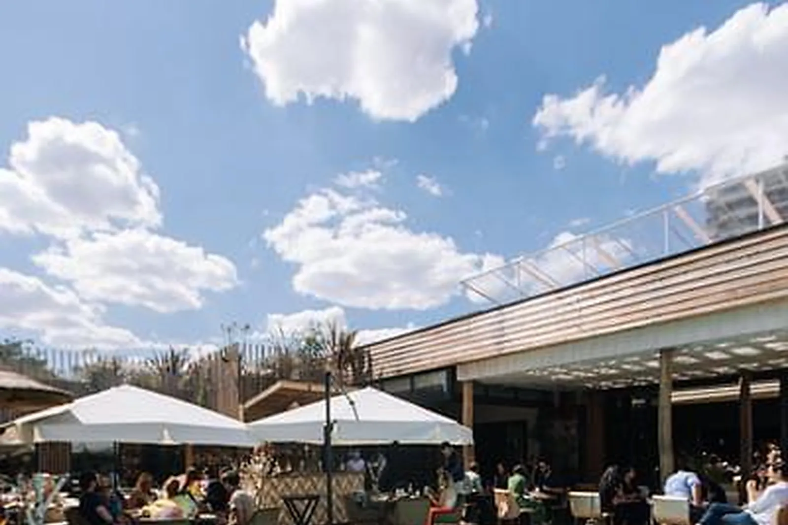 Lieux événementiels, PÉNICHE & ESPACES VAN GOGH