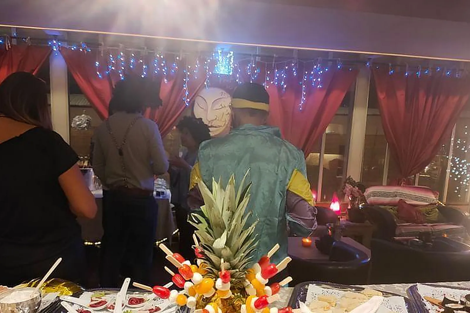 Lieux événementiels, PÉNICHE MANGAREVA