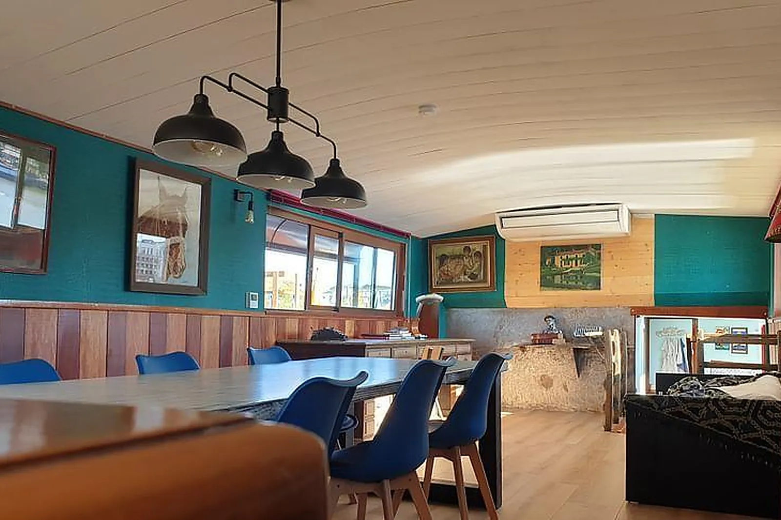 Lieux événementiels, PÉNICHE PETITE ANNICK