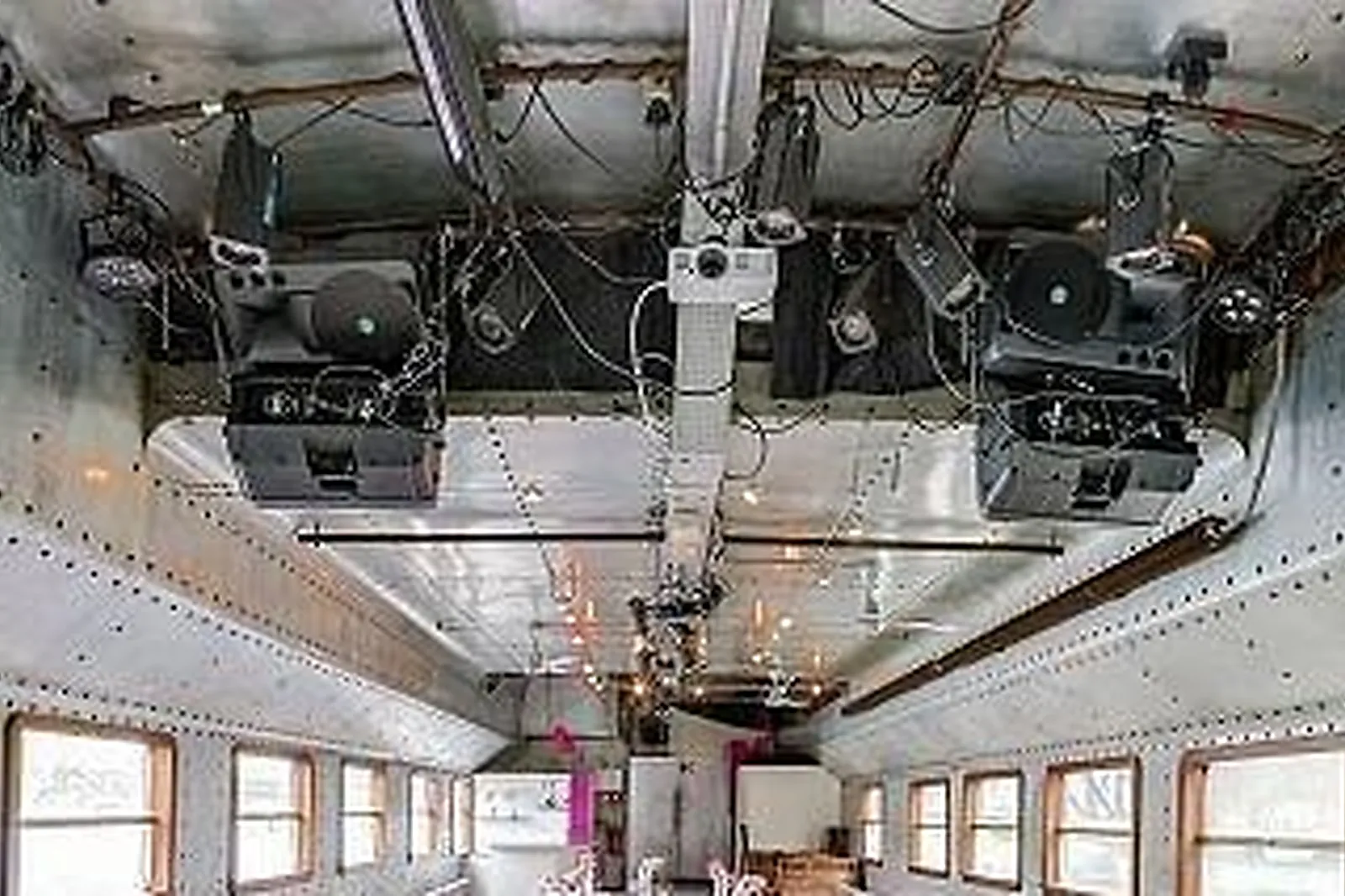 Lieux événementiels, PÉNICHE DE LA BALEINE BLANCHE