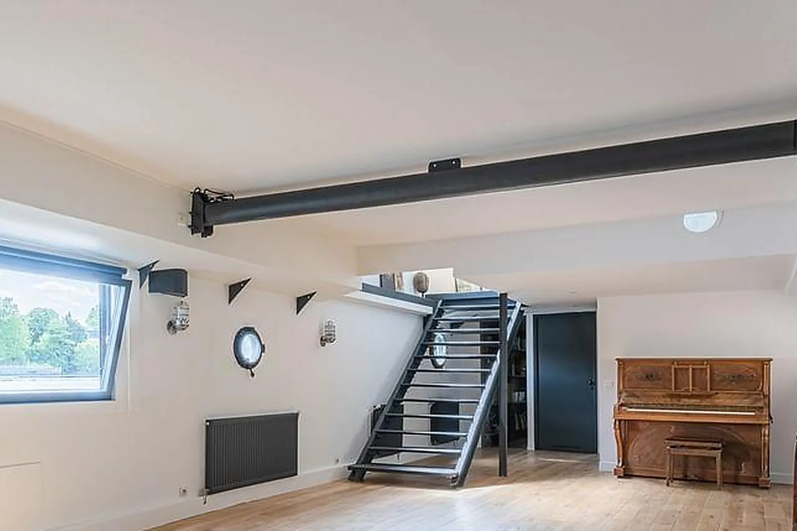 Lieux événementiels, PÉNICHE L'INSTANT ST CLOUD