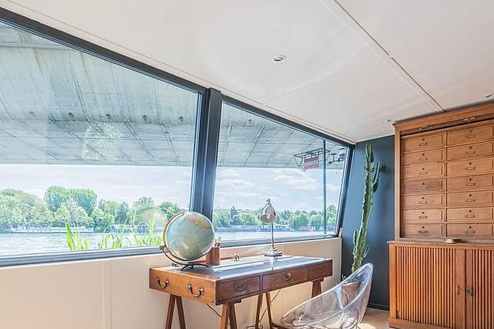 Lieux événementiels, PÉNICHE L'INSTANT ST CLOUD