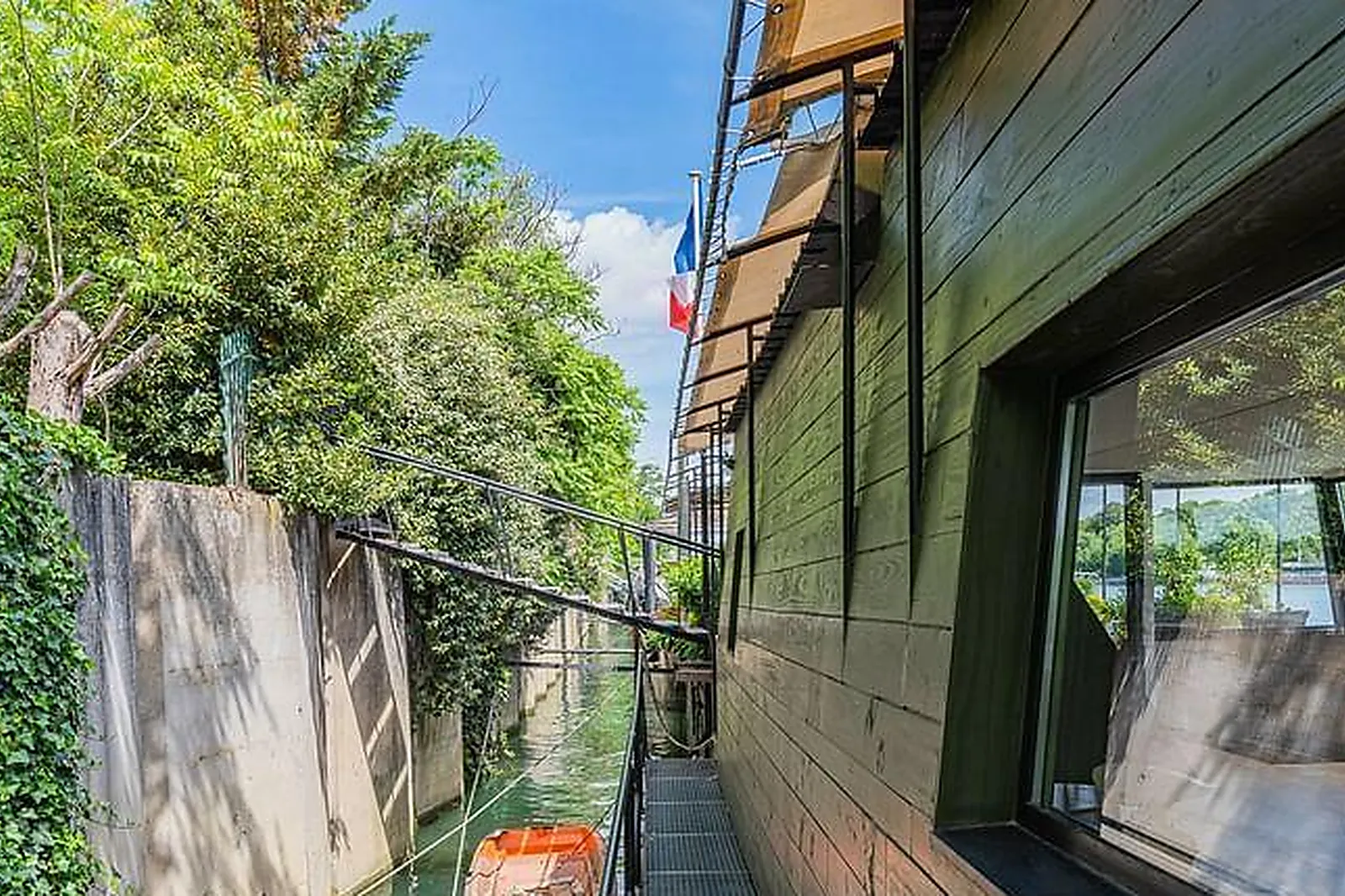 Lieux événementiels, PÉNICHE L'INSTANT ST CLOUD