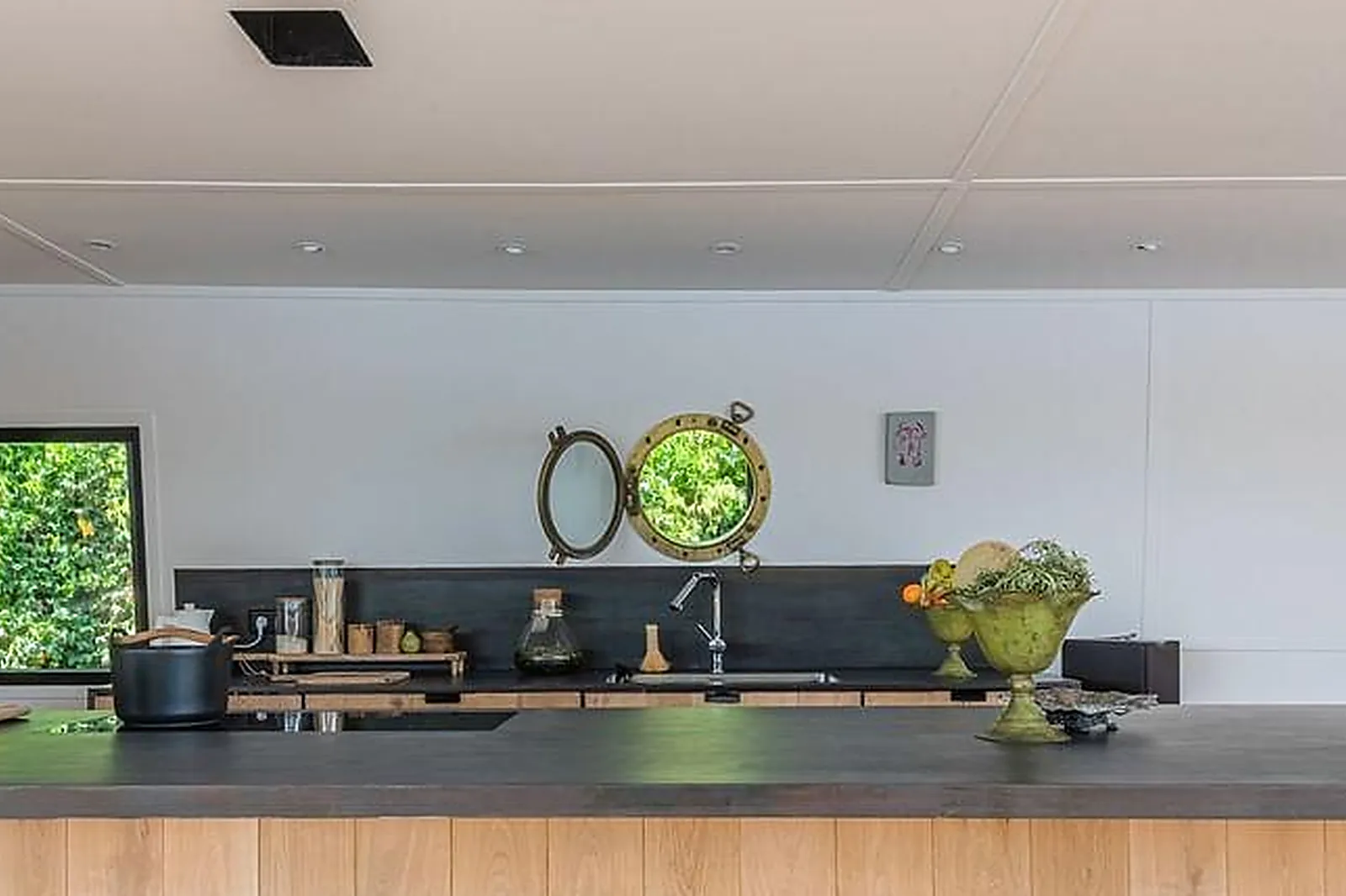 Lieux événementiels, PÉNICHE L'INSTANT ST CLOUD