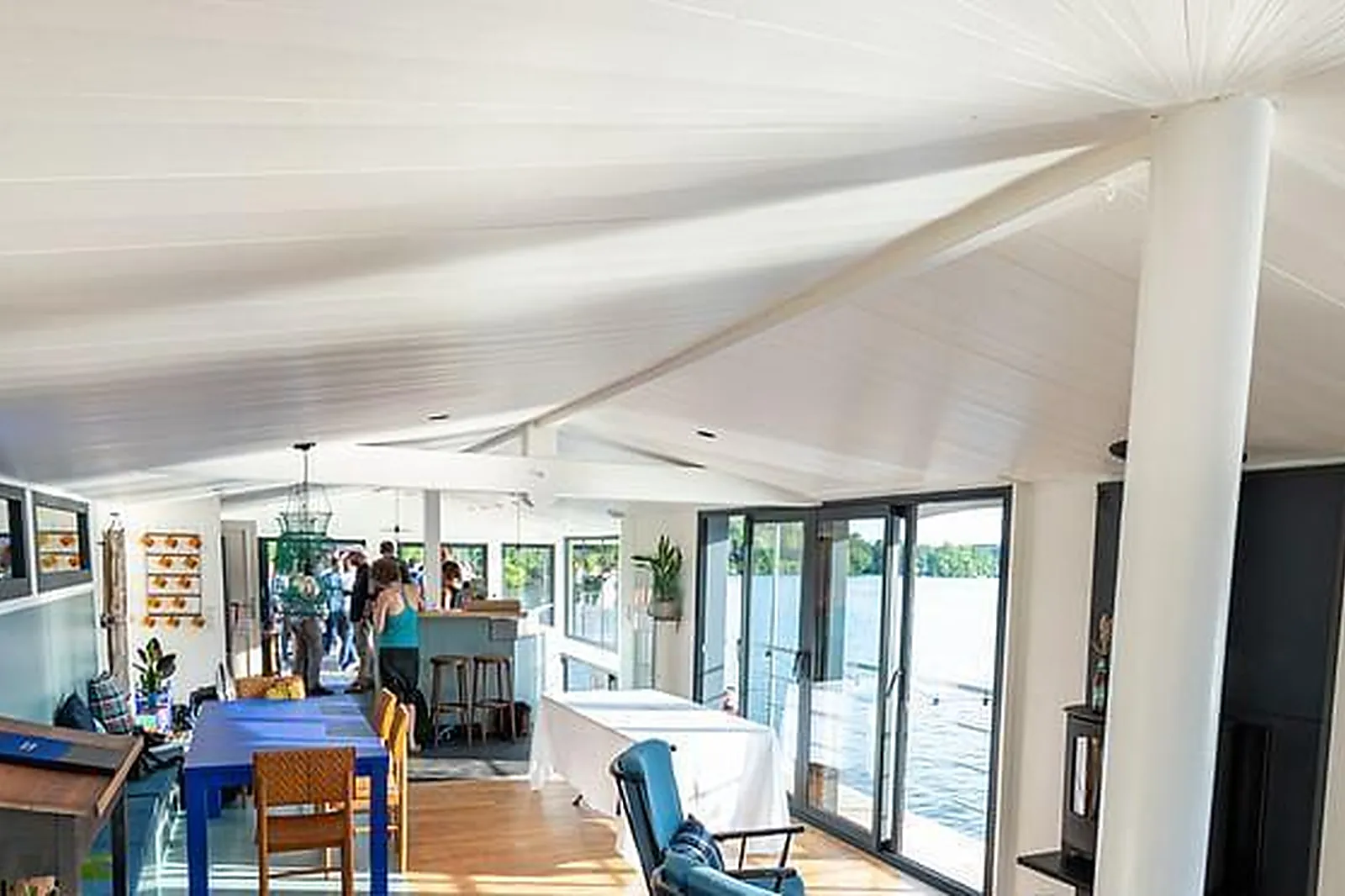 Lieux événementiels, PÉNICHE LA RIVIÈRE HOUSE